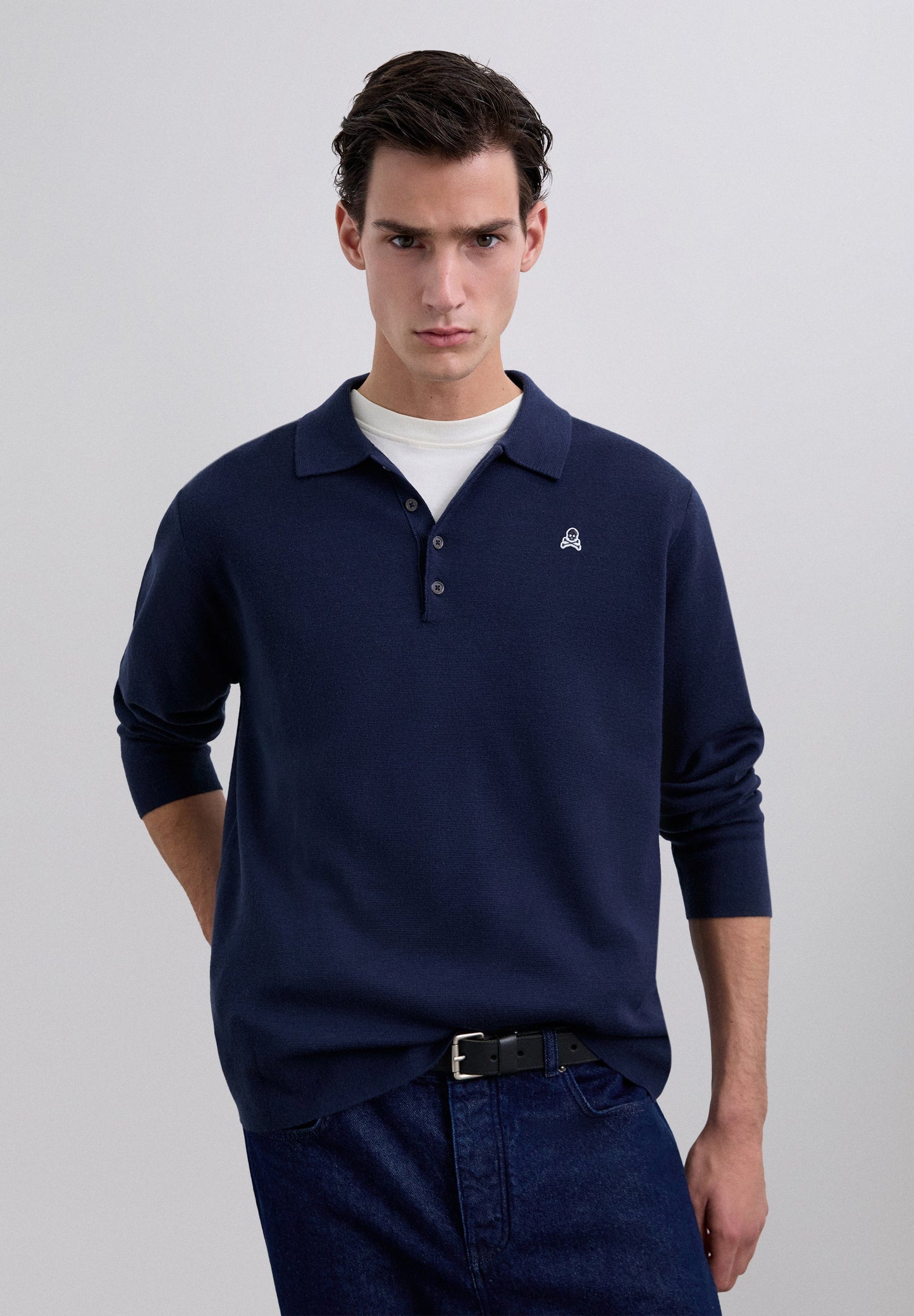 SWEATER CAMISA POLO COM REMENDO SKULL