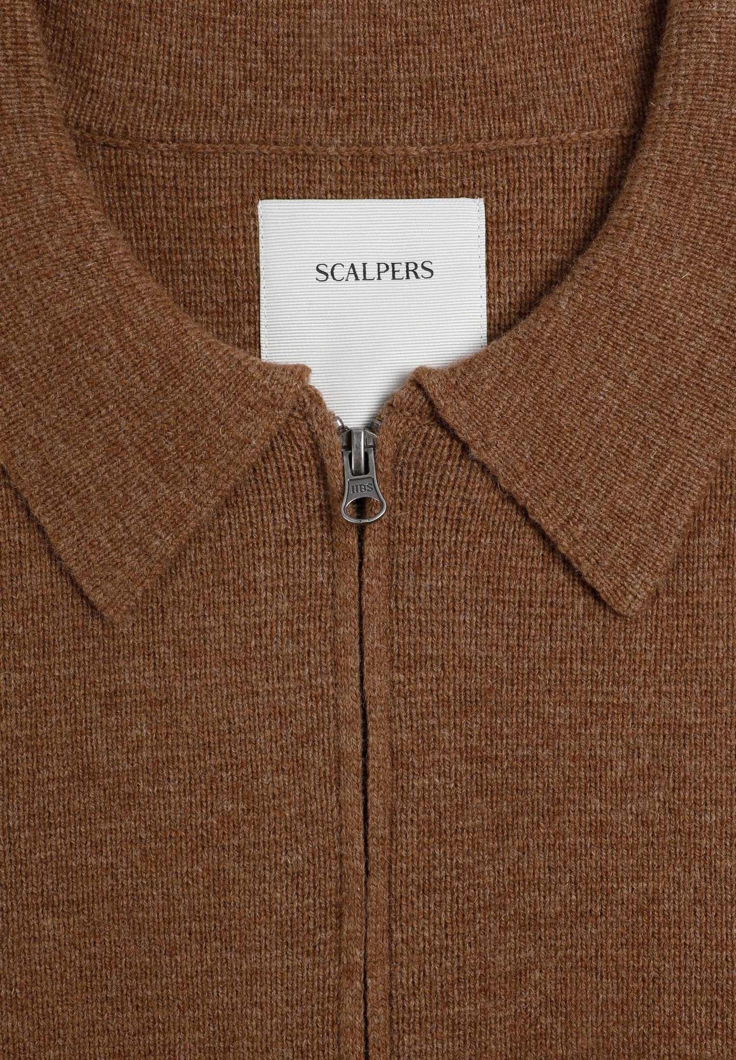 CARDIGAN COM FECHO DE CORRER EM LÃ MERINO