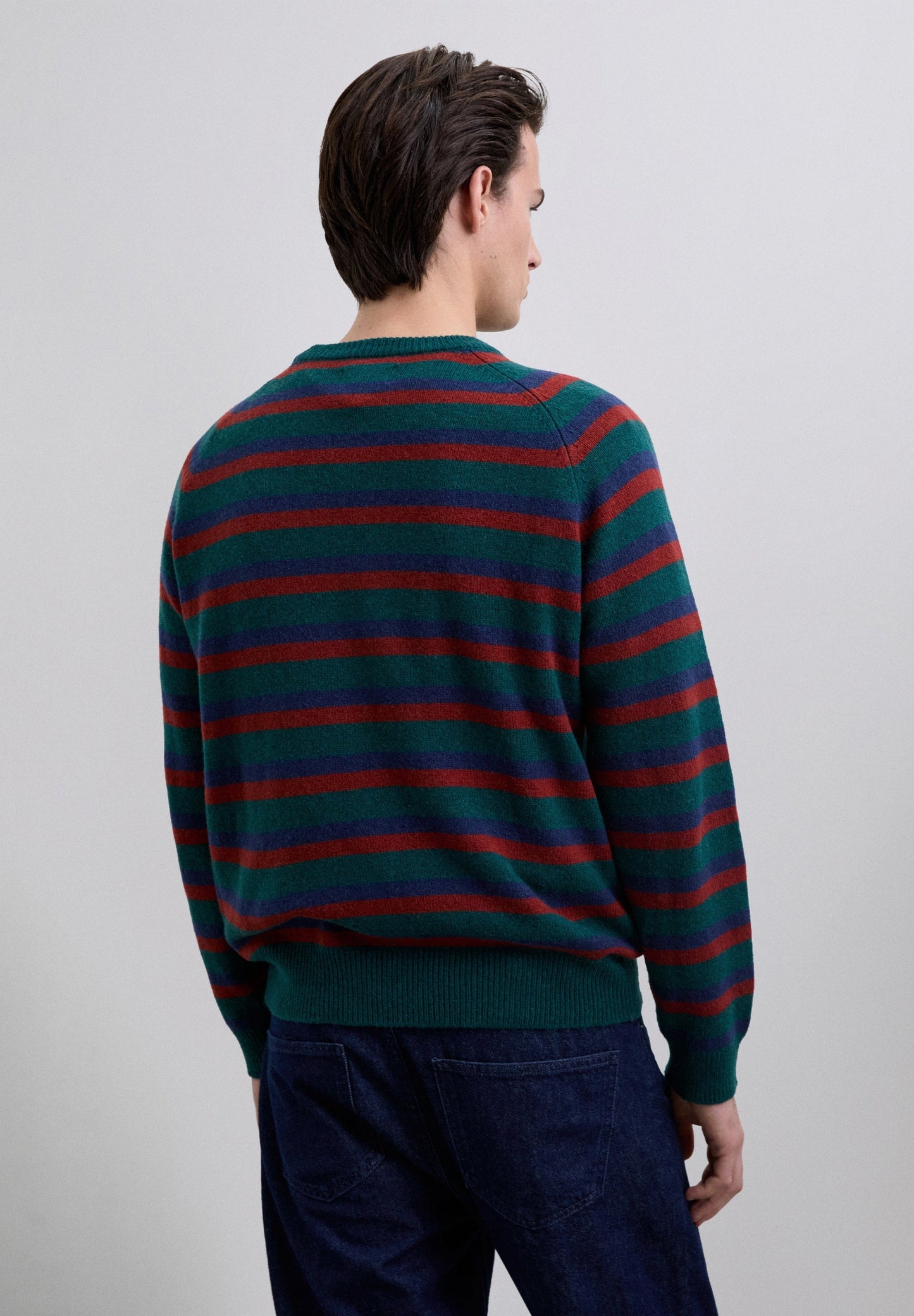 SWEATER DECOTE REDONDO ÀS RISCAS