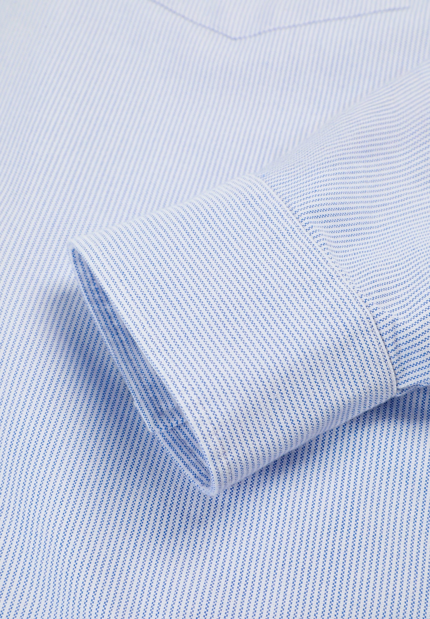 CAMISA ÀS RISCAS COM SKULL