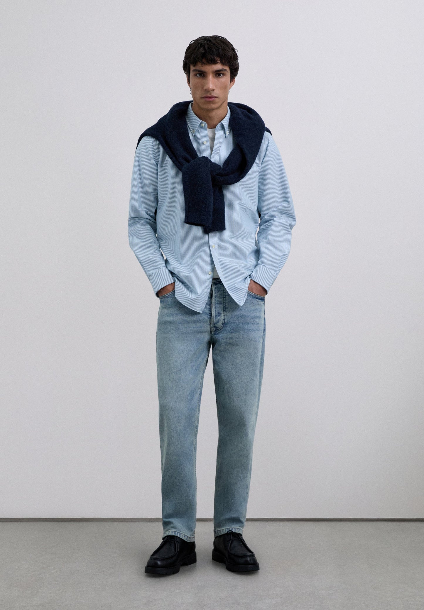 CAMISA OXFORD ÀS RISCAS