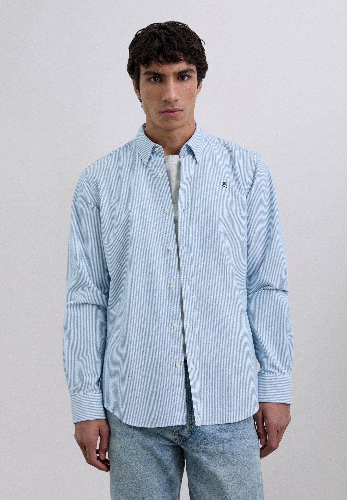 CAMISA OXFORD ÀS RISCAS