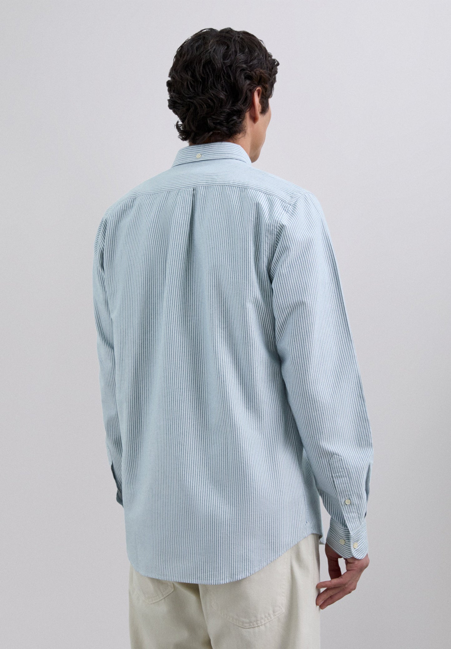 CAMISA OXFORD ÀS RISCAS