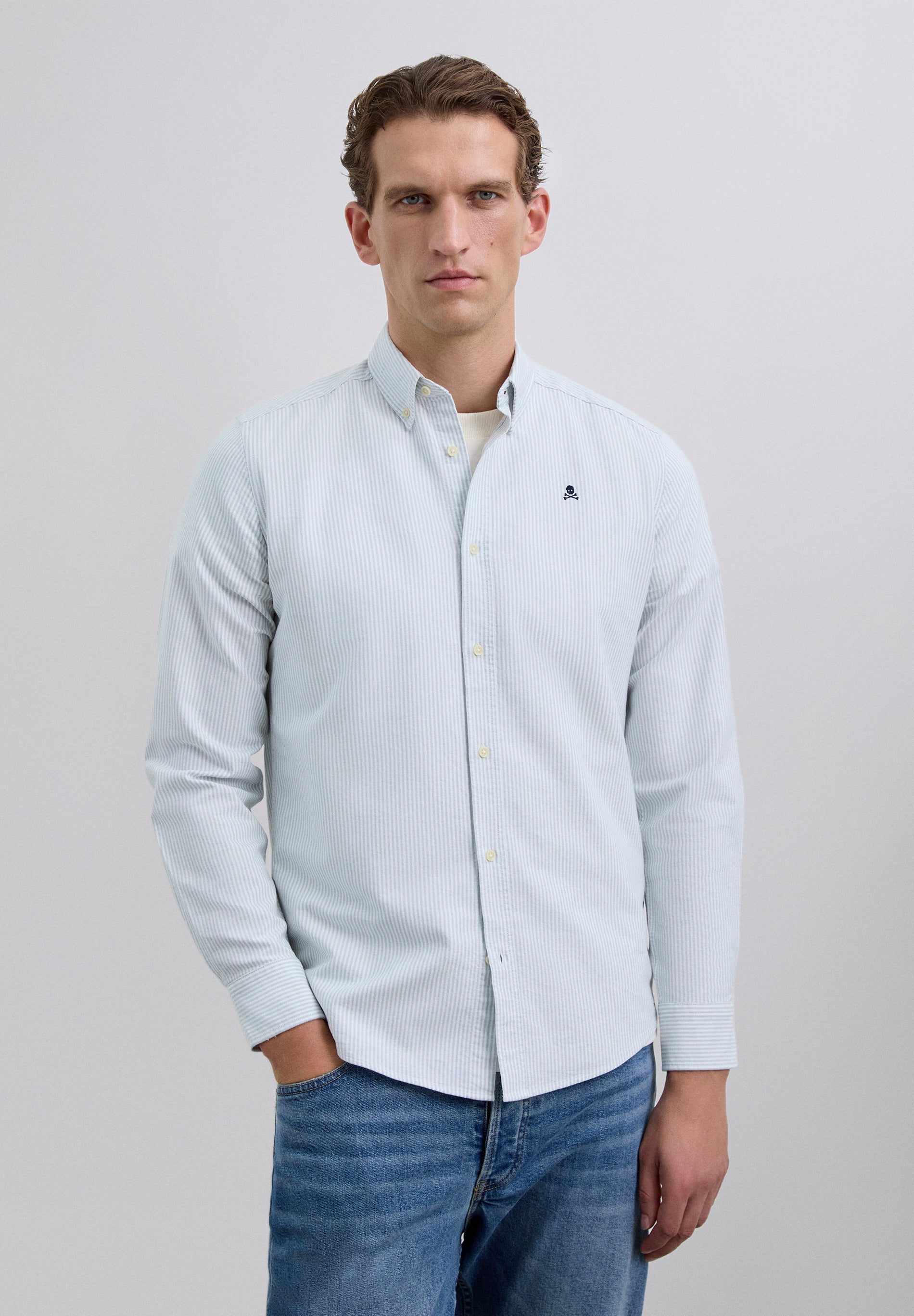 CAMISA OXFORD ÀS RISCAS