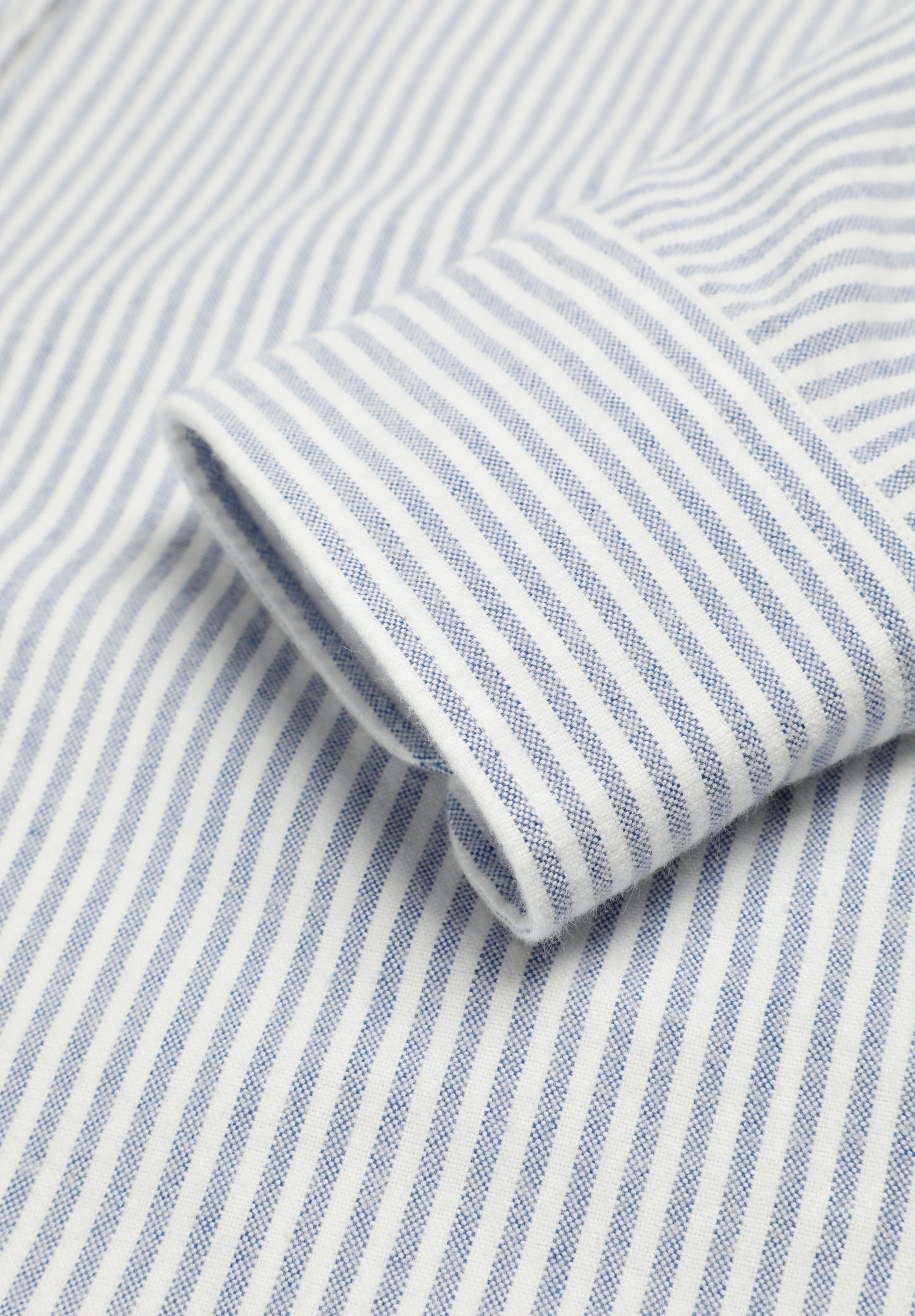 CAMISA OXFORD RISCAS SKULL