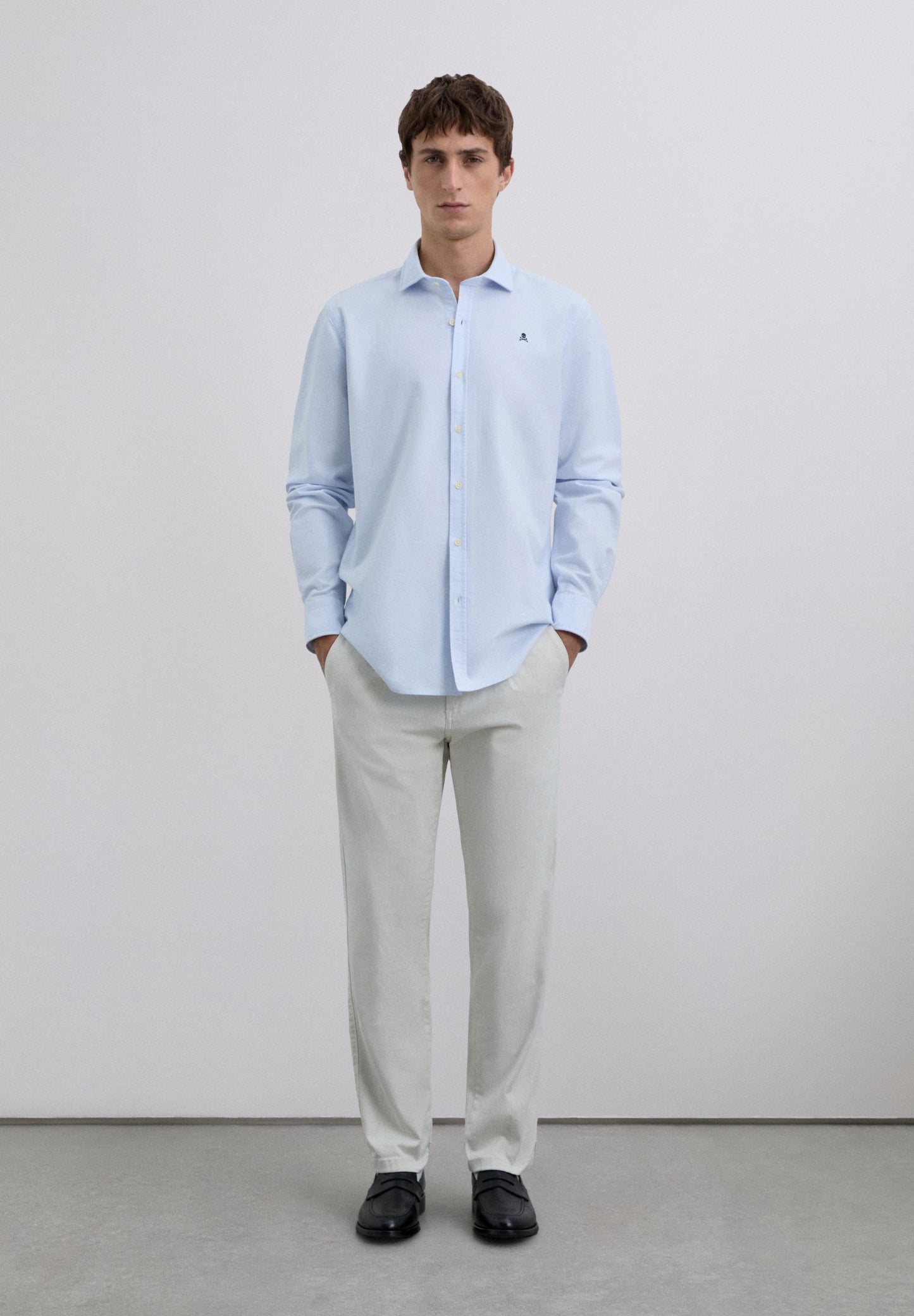 CAMISA OXFORD COM LOGÓTIPO