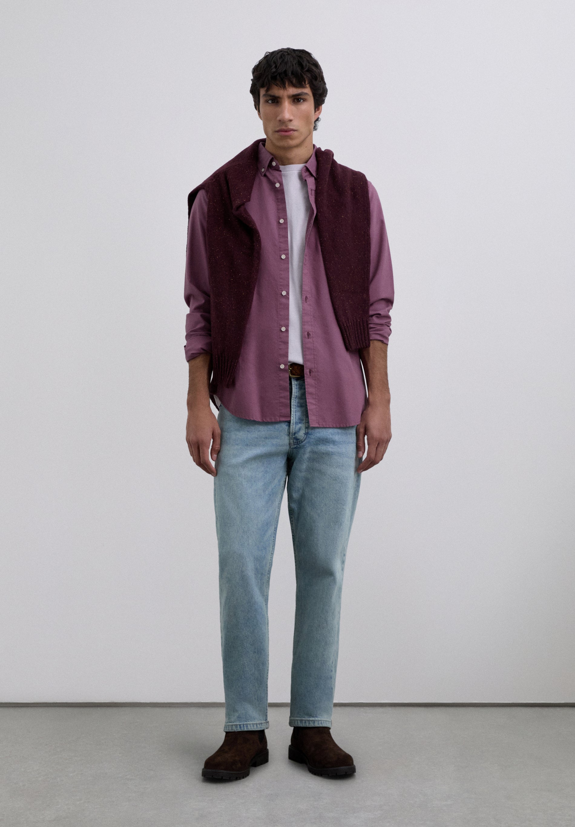 CAMISA OXFORD COM BOLSO SKULL