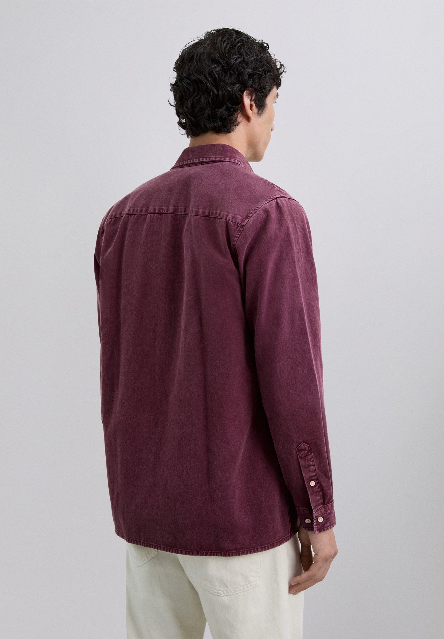 CAMISA DENIM EM ALGODÃO