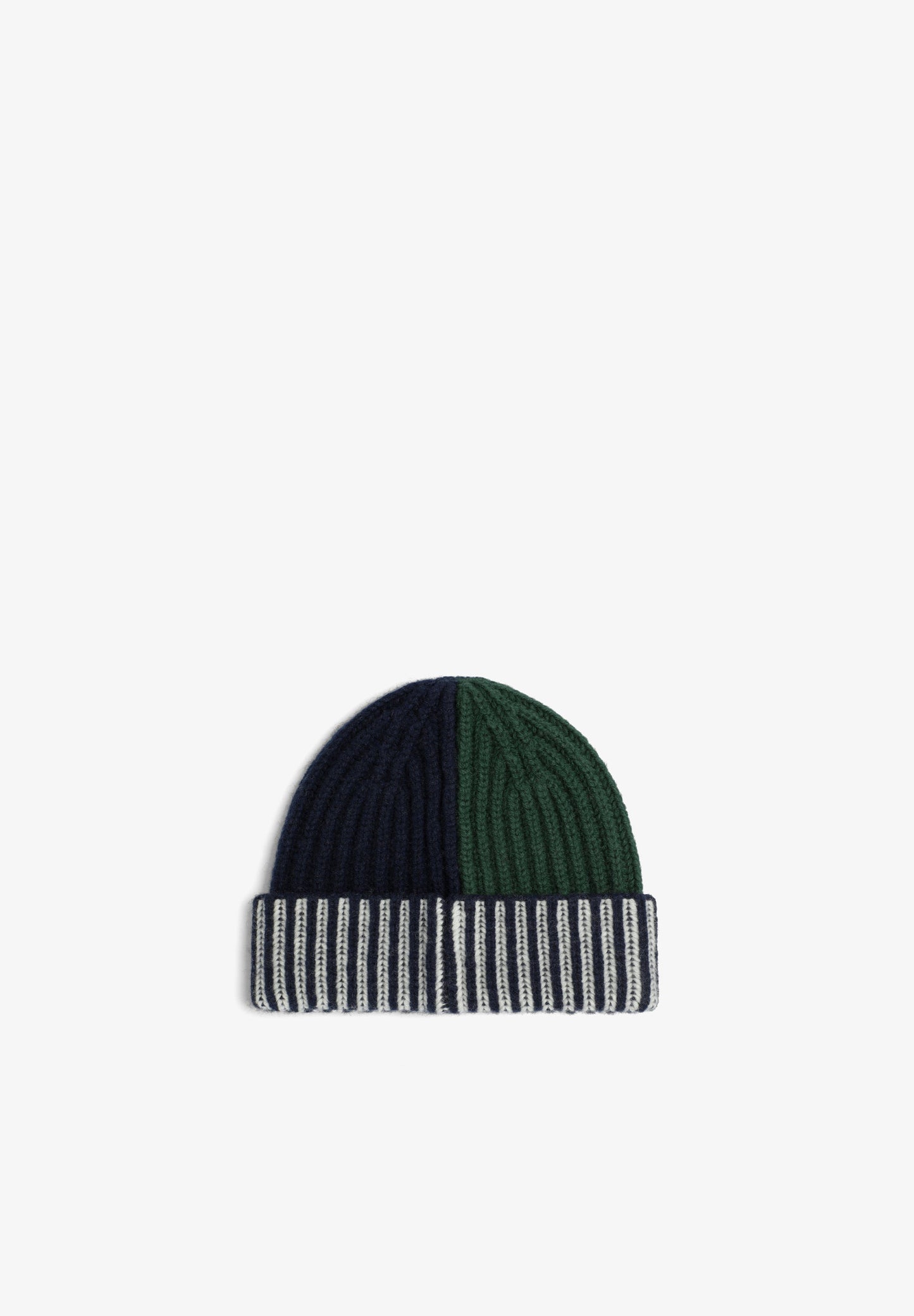 GORRO DE MALHA COMBINADA EM CONTRASTE
