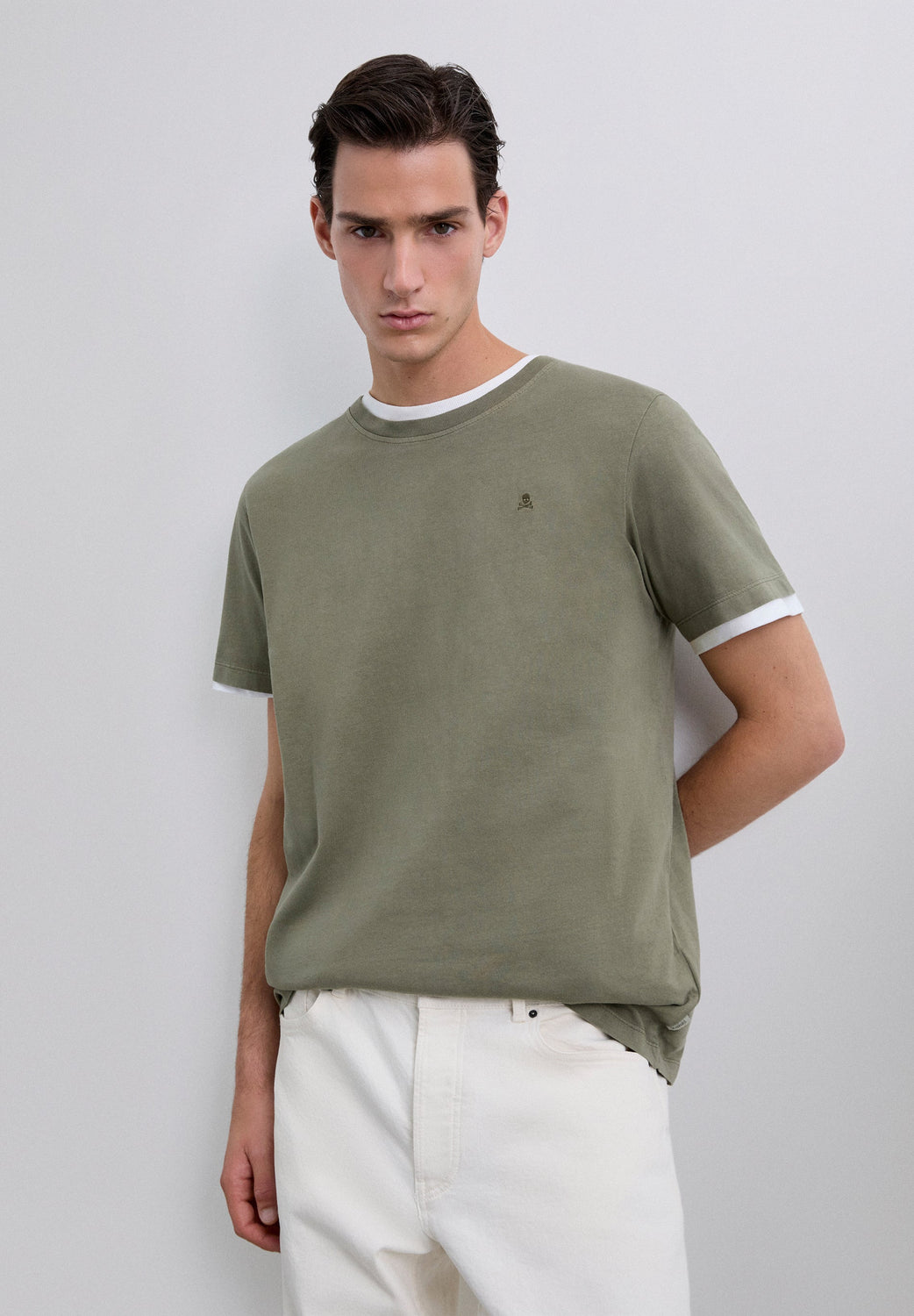 CAMISETA CALAVERA BORDADA TONO - Scalpers