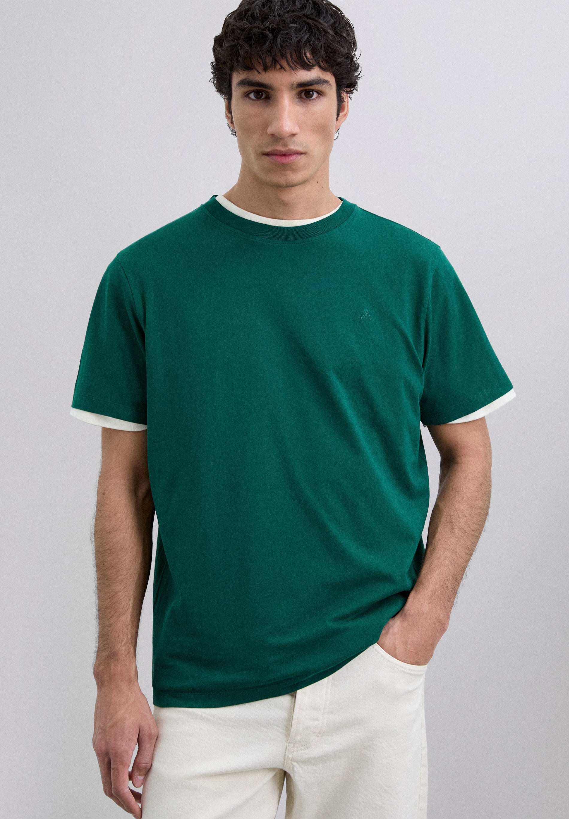 SCNEWSKULL TEE