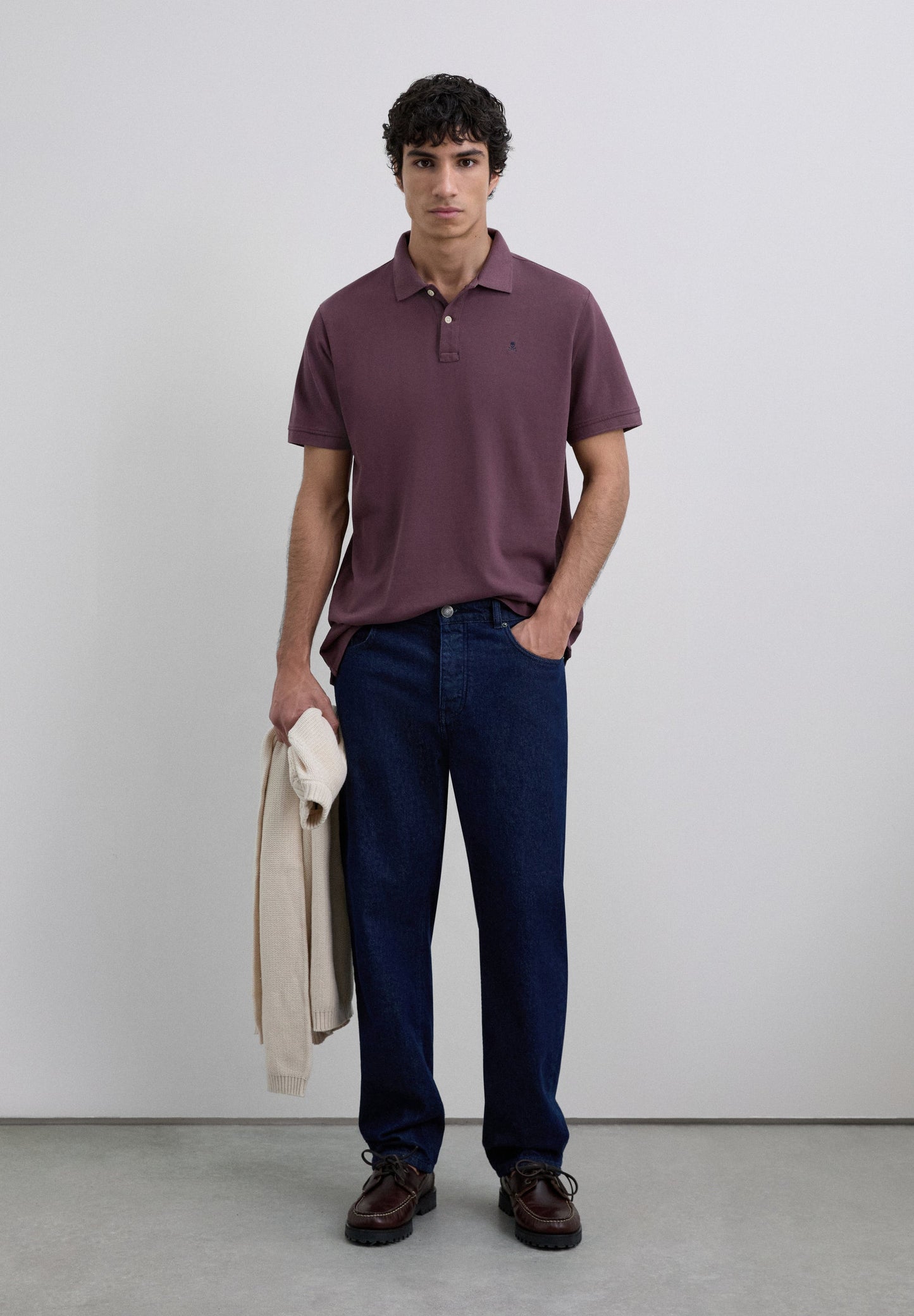 CAMISA POLO EM PIQUÉ COM BORDADO