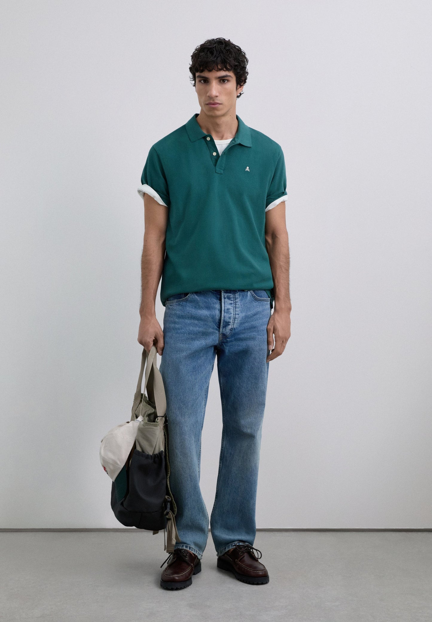 CAMISA POLO EM PIQUÉ COM BORDADO