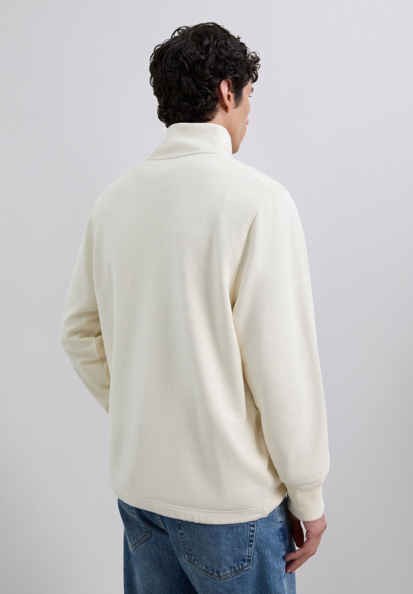 SWEATSHIRT DE GOLA ALTA COM LOGÓTIPO