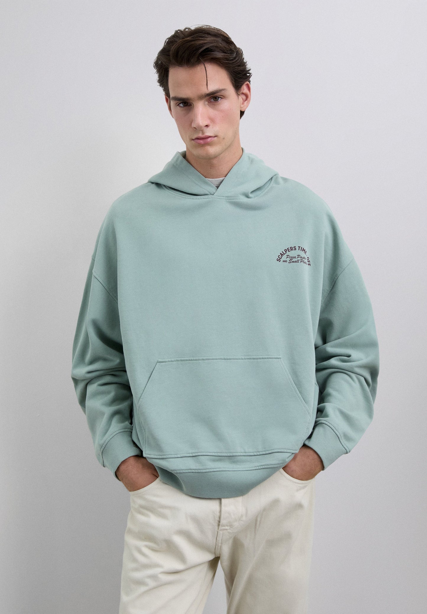 SWEATSHIRT COM PADRÃO DE LOGÓTIPO
