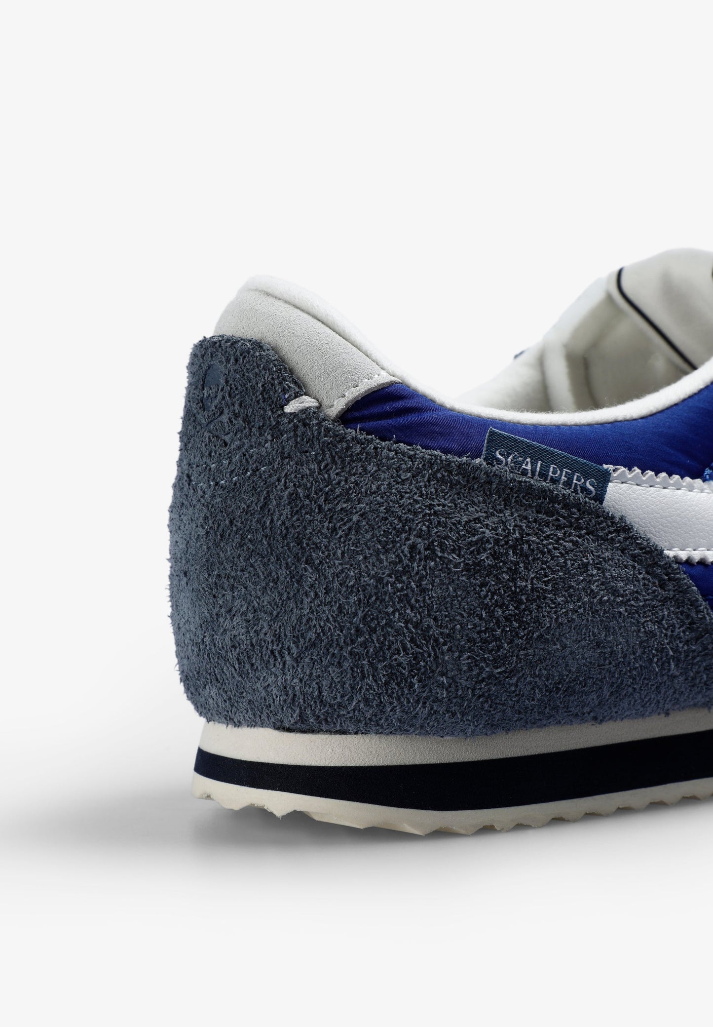 SNEAKERS ESTILO RETRO - Scalpers