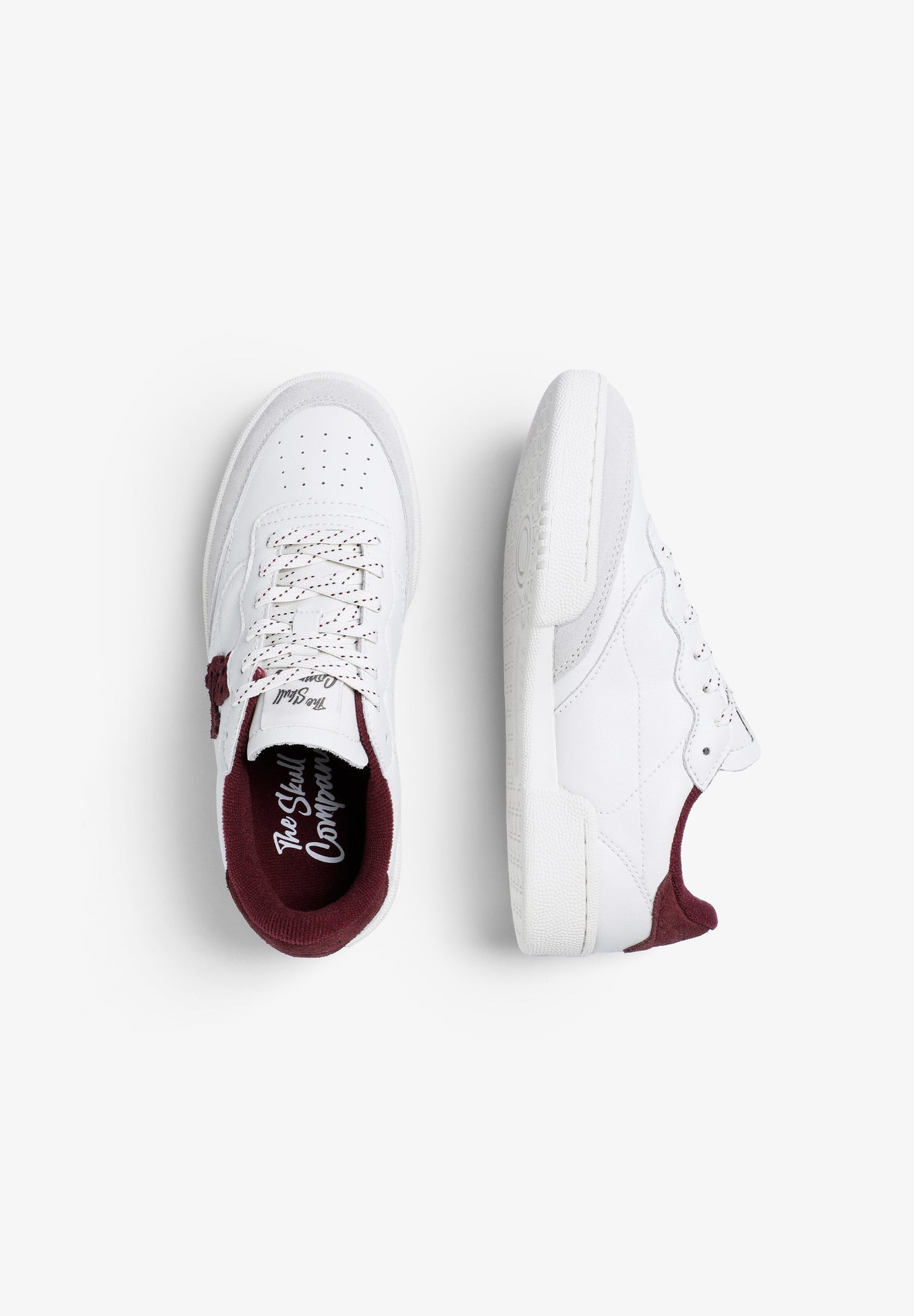 SNEAKERS EM PELE COM CONTRASTE