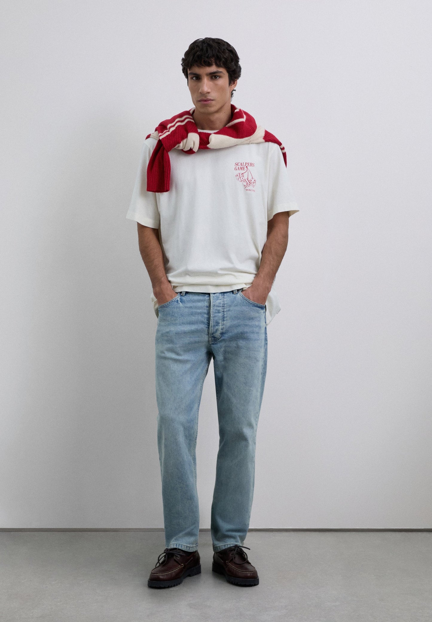 T-SHIRT COM PADRÃO GAME