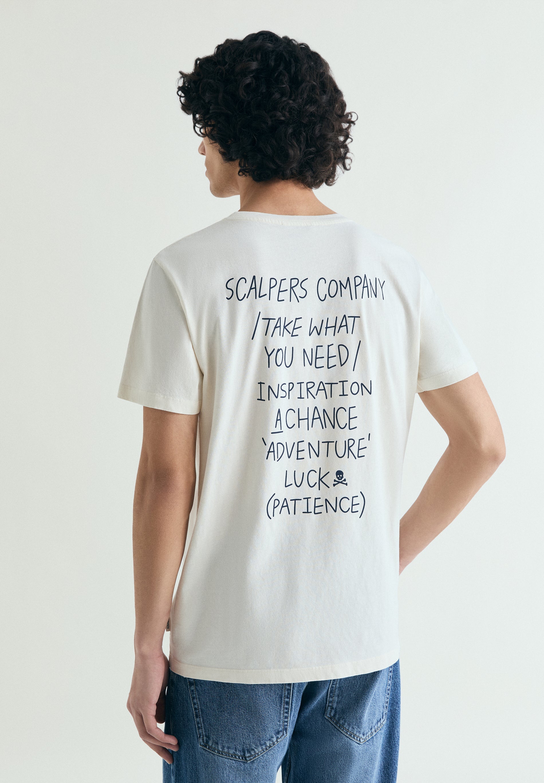 T-SHIRT PADRÃO BOLSO