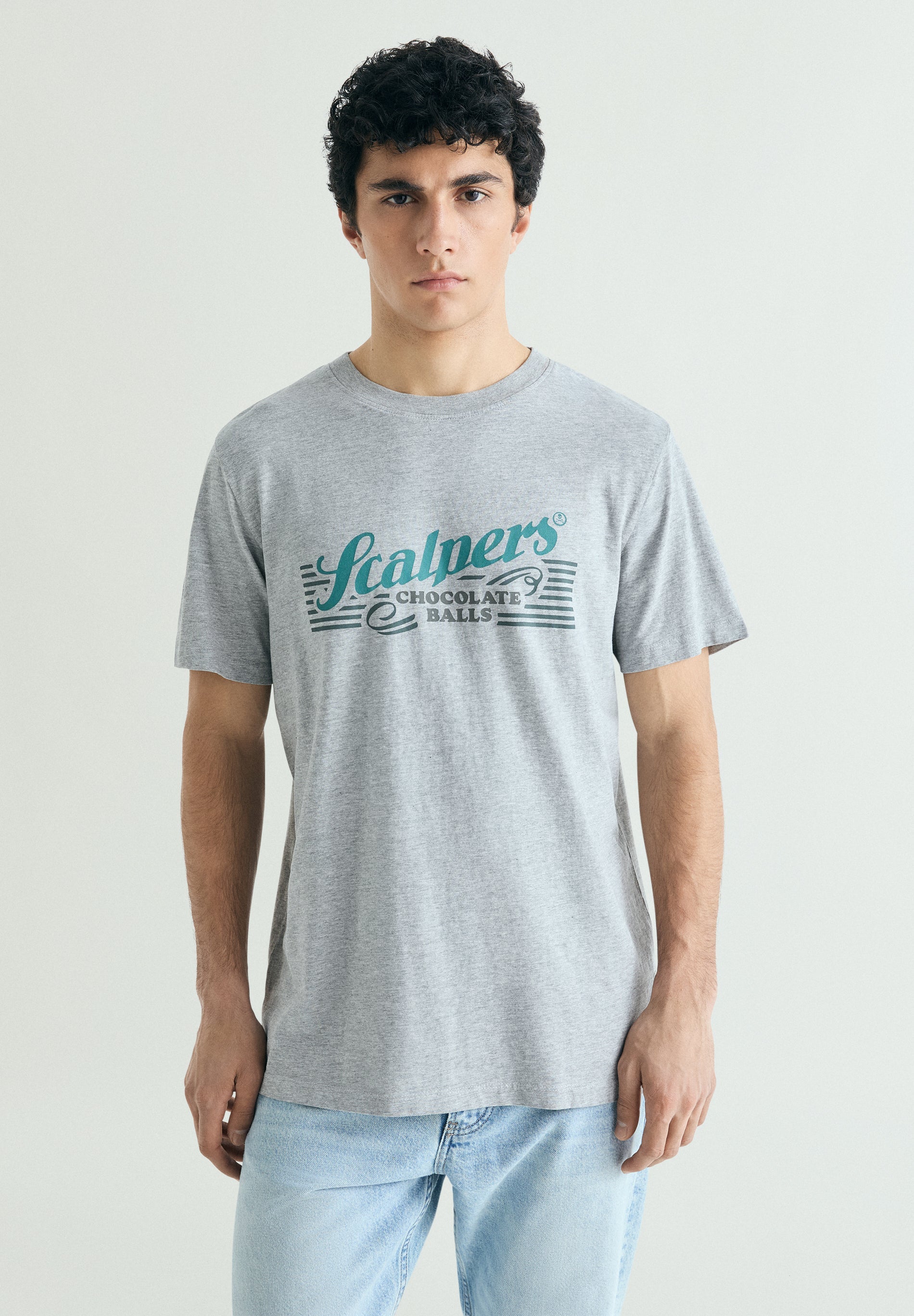 T-SHIRT PADRÃO RÉTRO