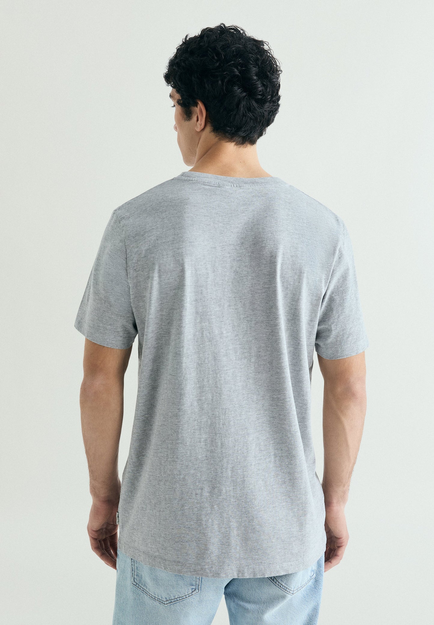 T-SHIRT PADRÃO RÉTRO