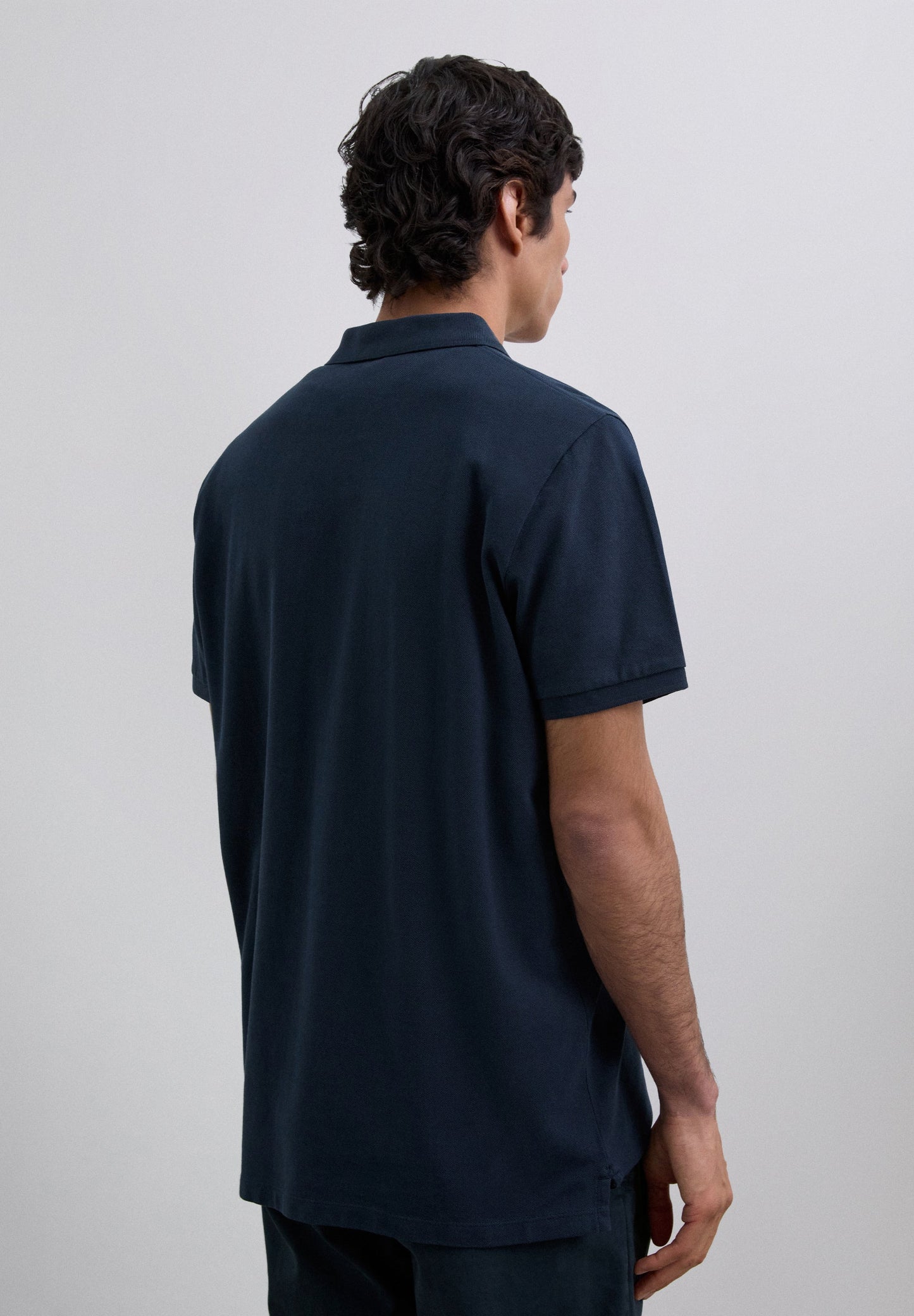 CAMISA POLO BÁSICA COM SKULL