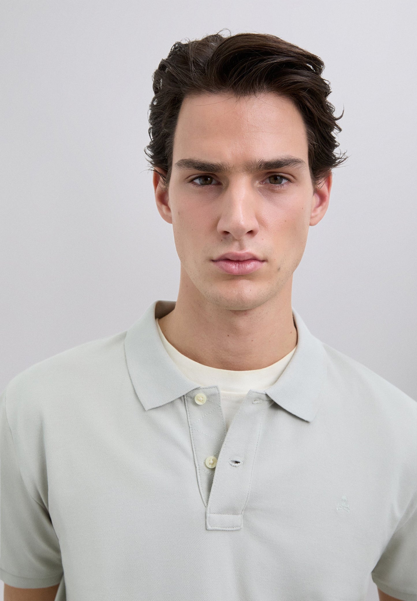 CAMISA POLO BÁSICA COM SKULL