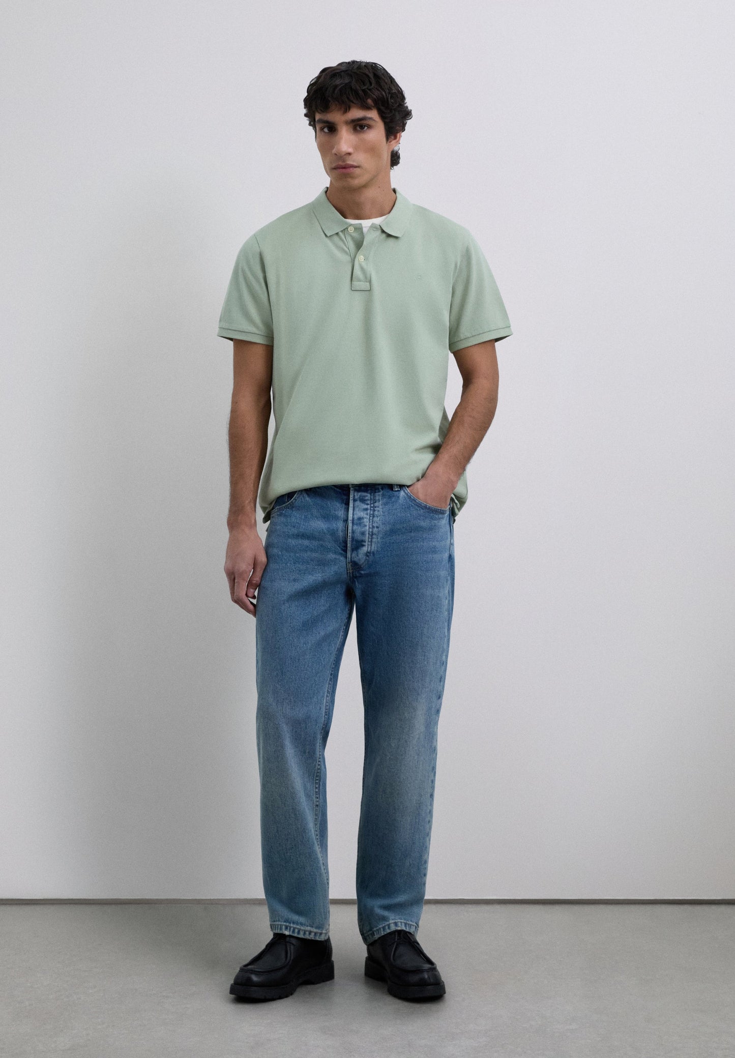 CAMISA POLO BÁSICA COM SKULL