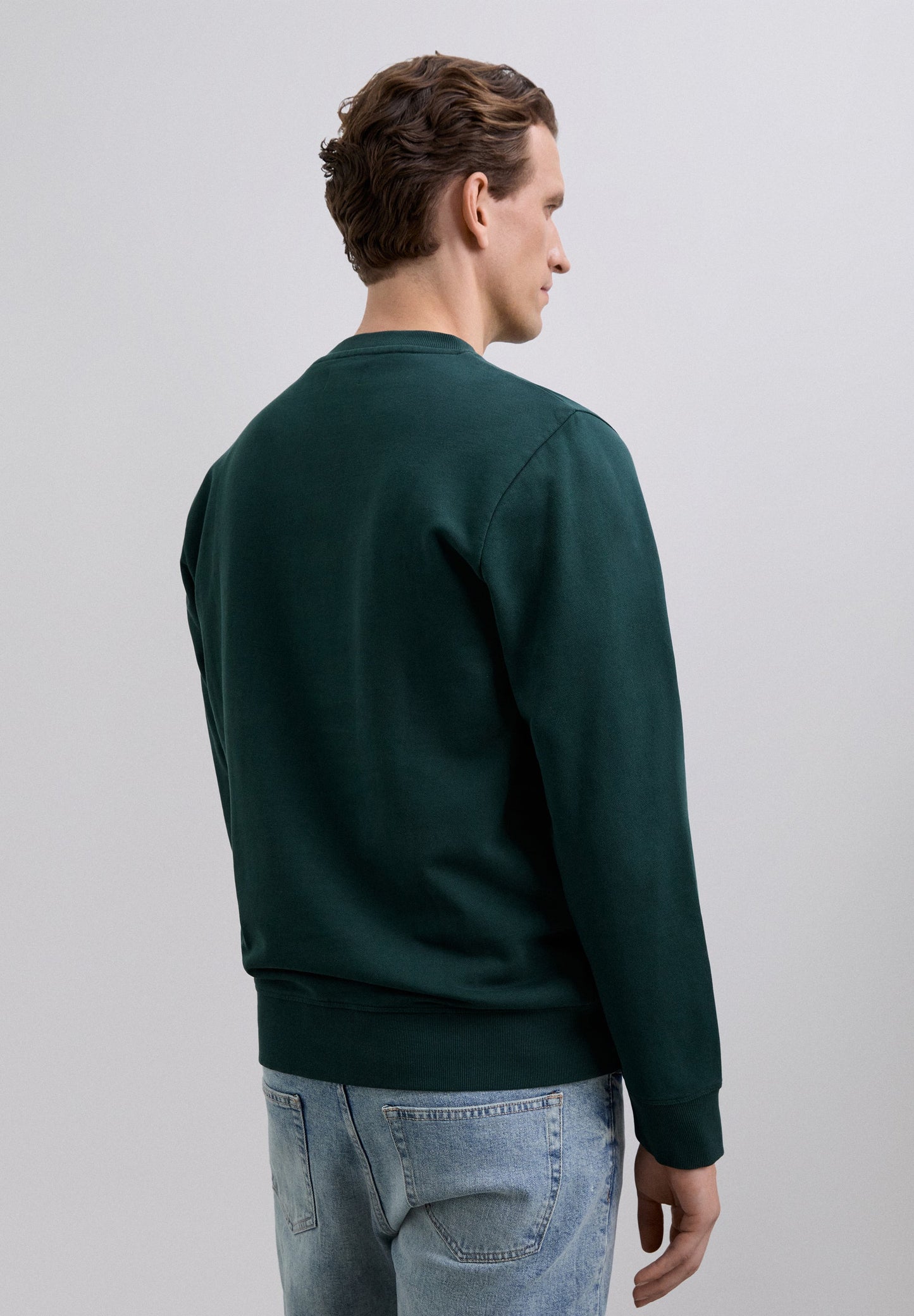 SWEATSHIRT COM SKULL BORDADA