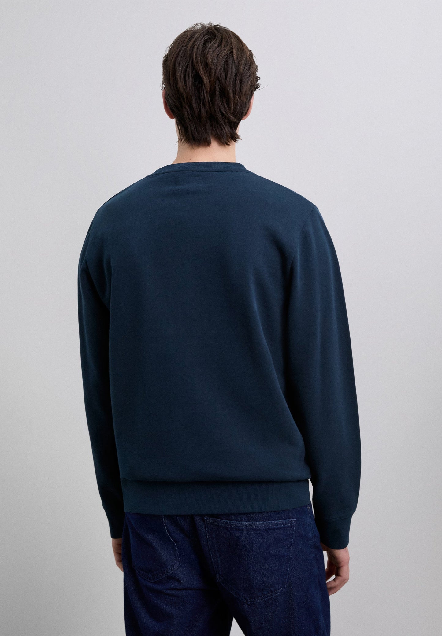 SWEATSHIRT COM SKULL BORDADA