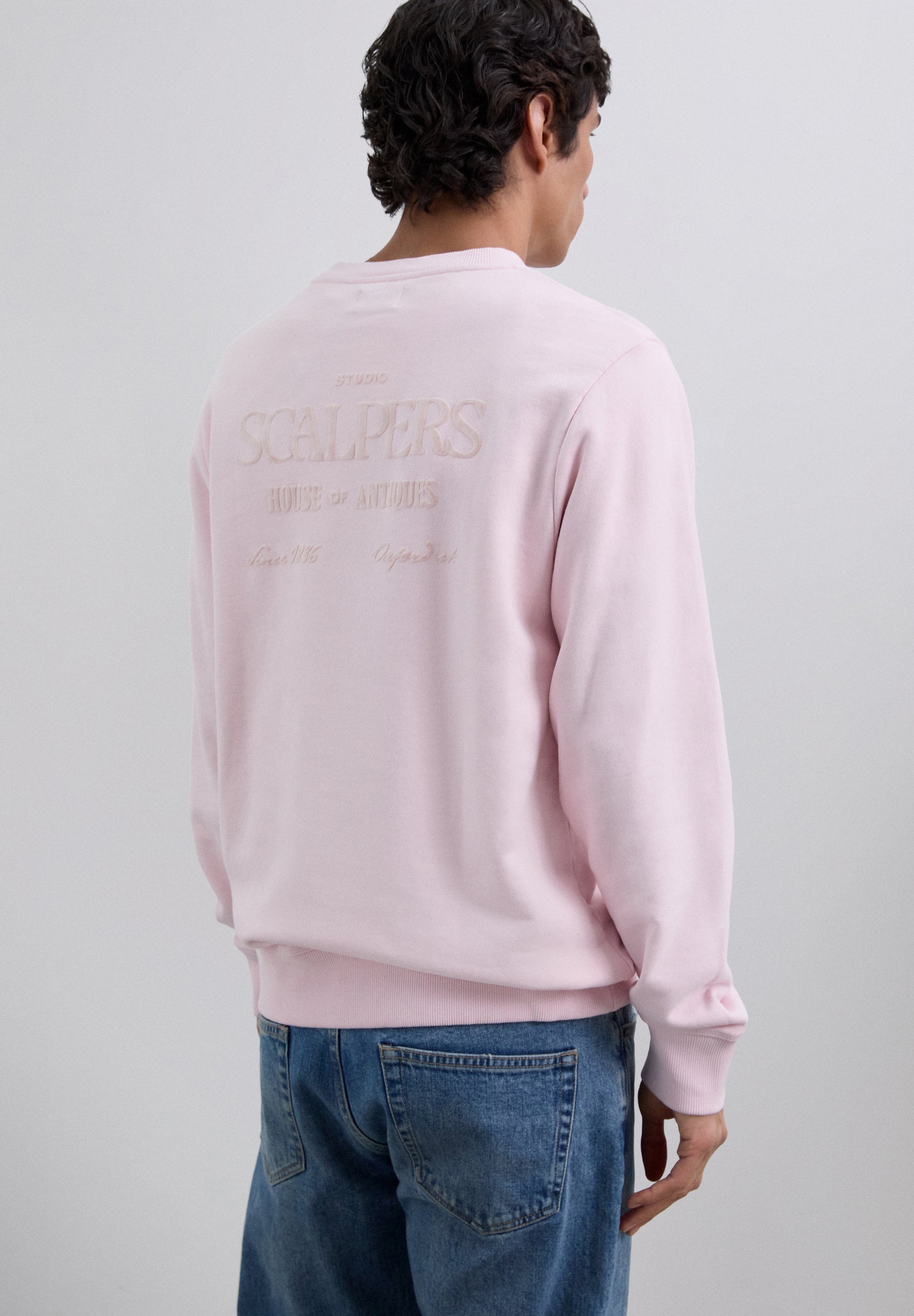 SWEATSHIRT COM PADRÃO DE LOGÓTIPO
