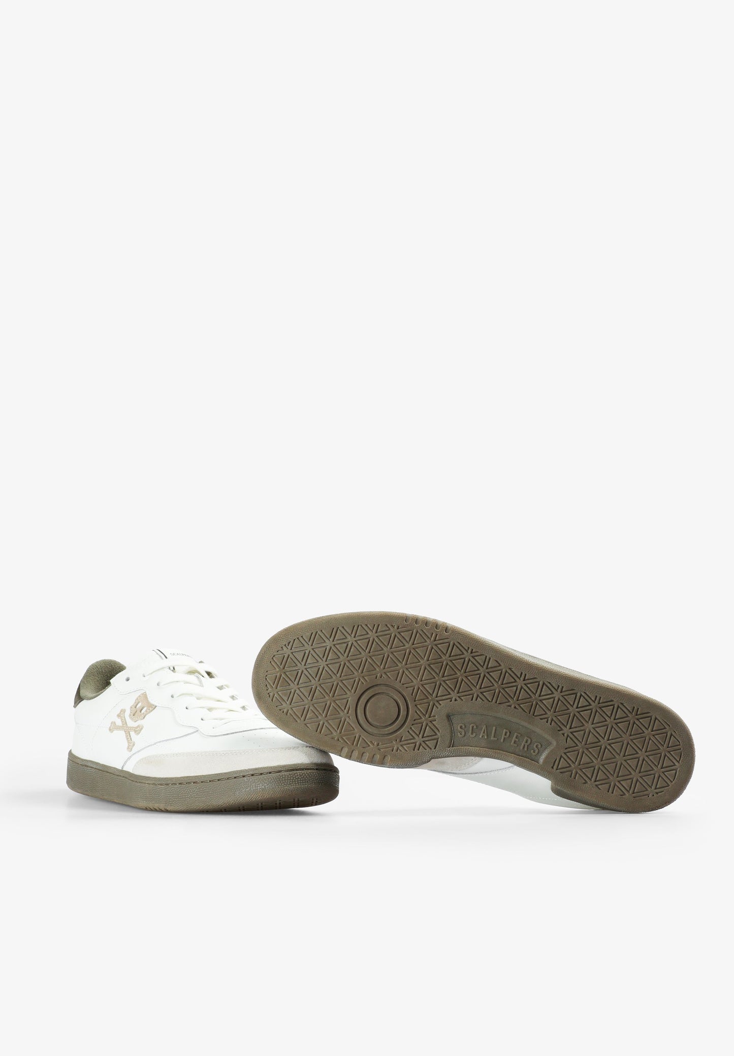 SAPATILHAS SKULL EM PELE