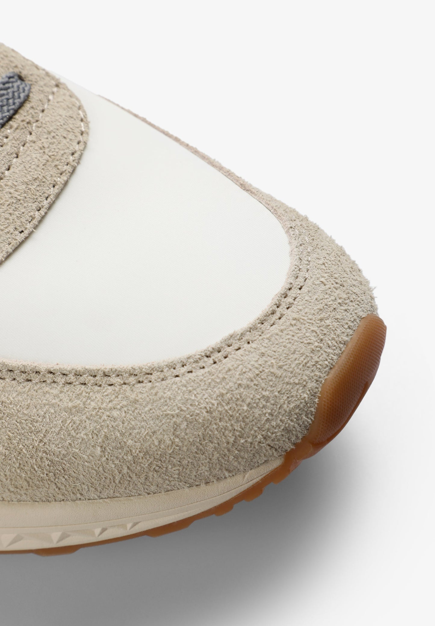 SAPATILHAS COM SKULL CAMURÇA