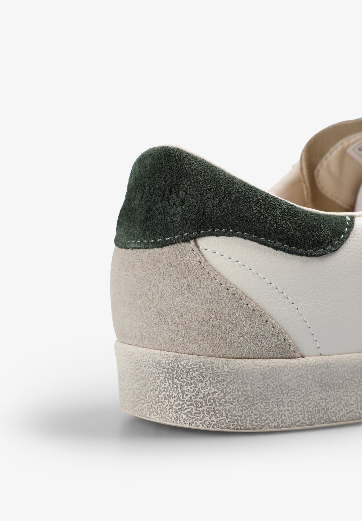 SAPATILHAS SKULL EM PELE