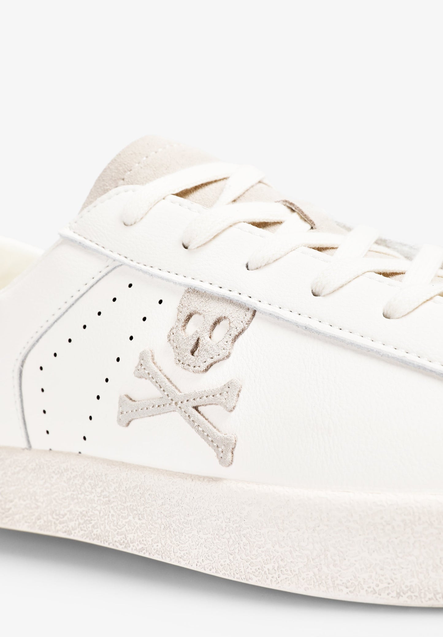 SCHENRY SNEAKERS
