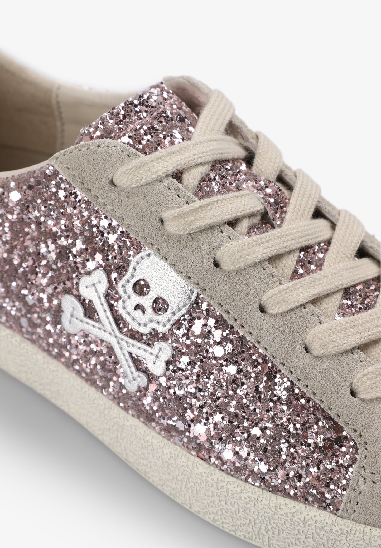 SAPATILHAS EM GLITTER COM SKULL
