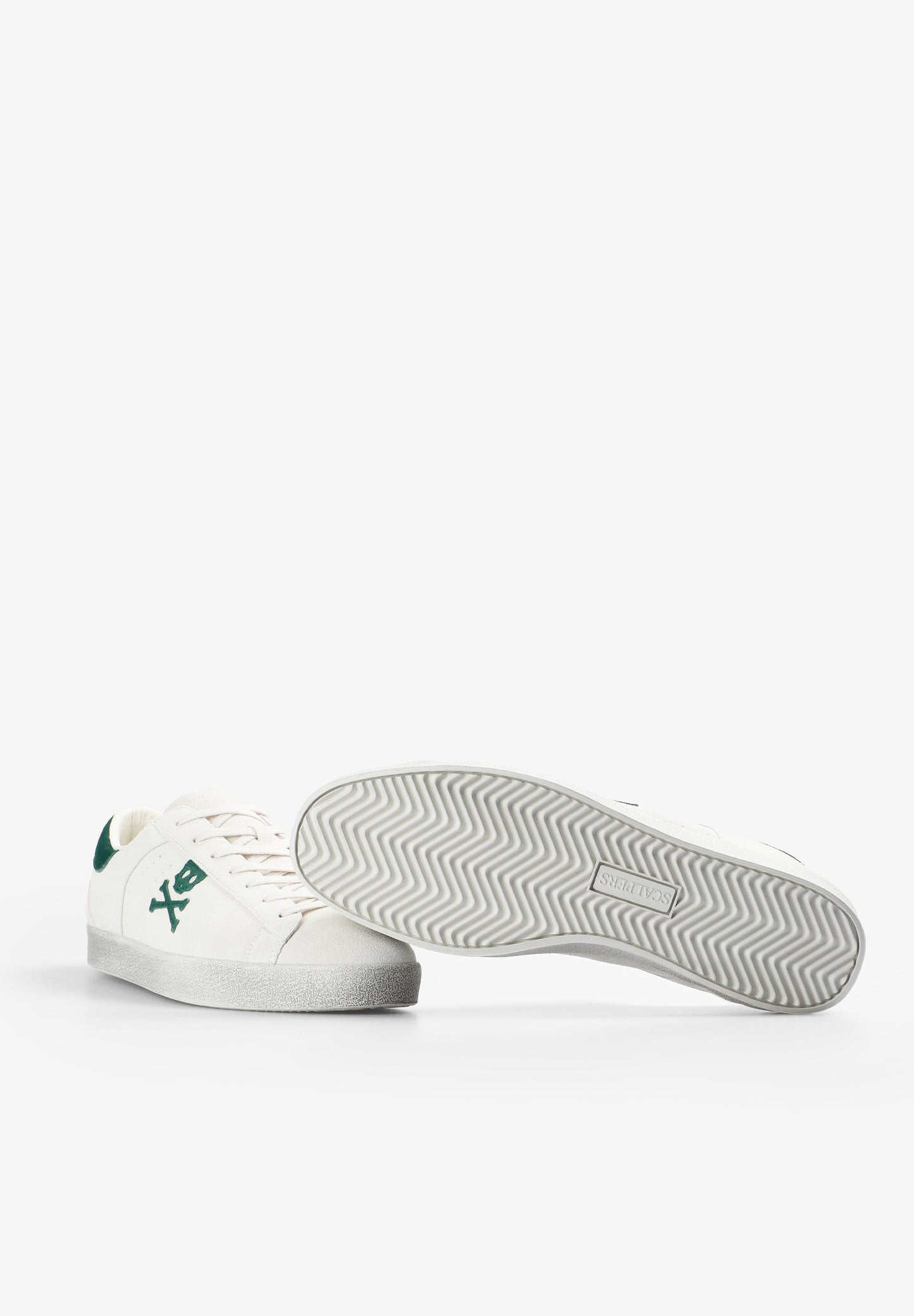 SAPATILHAS COM SKULL CAMURÇA