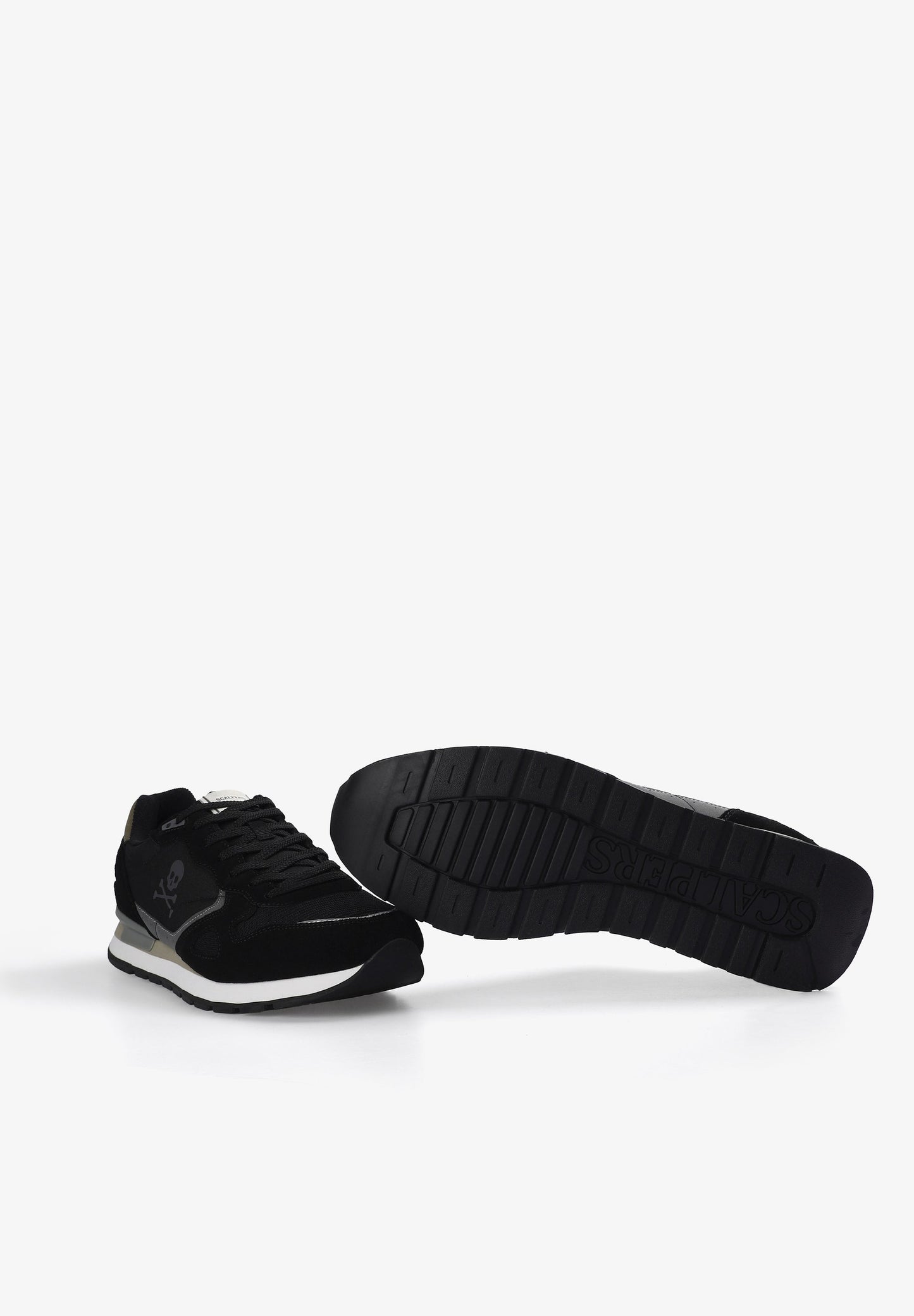 SCNUBRYAN SNEAKERS