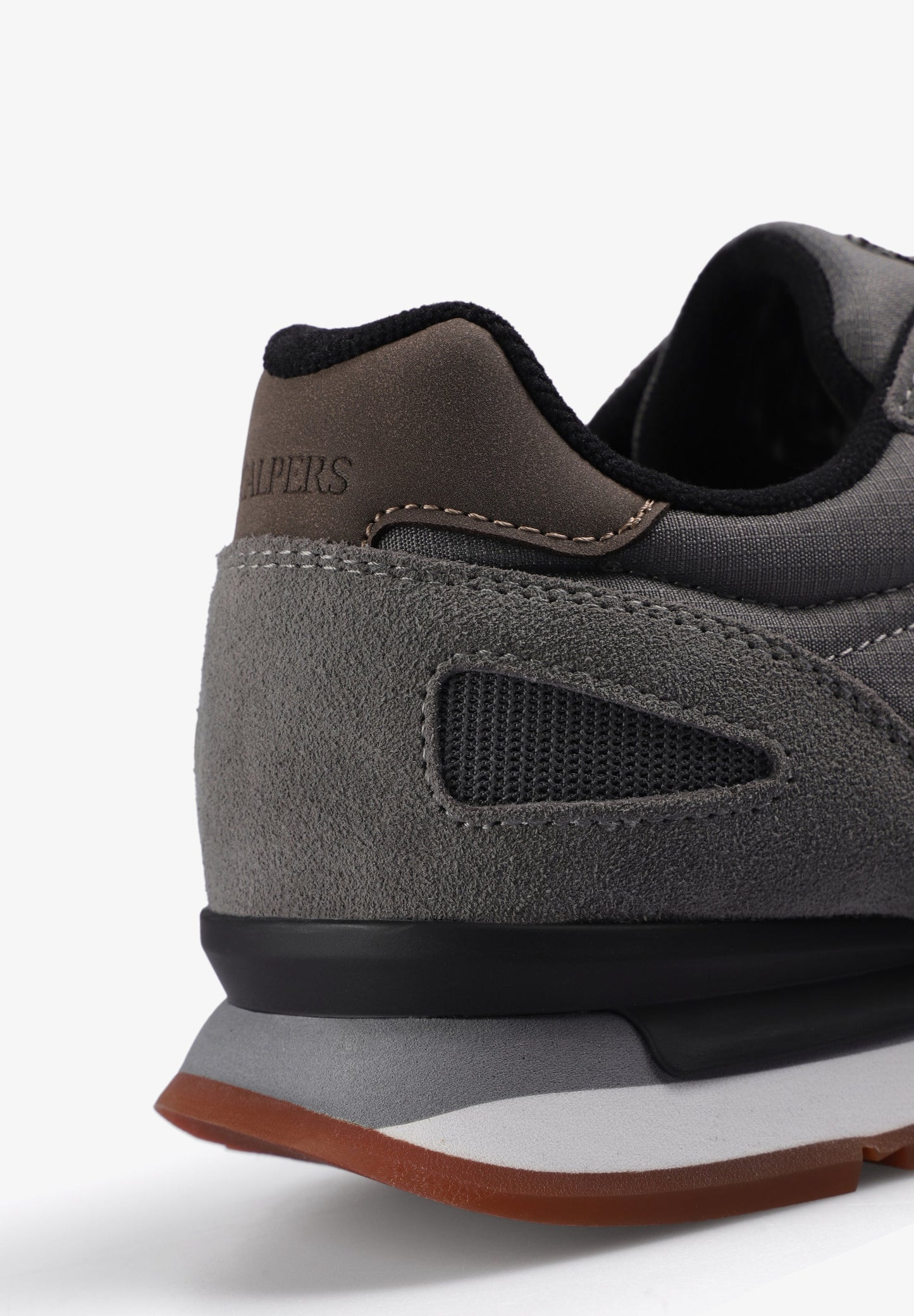 SAPATILHAS EM PELE COM SKULL