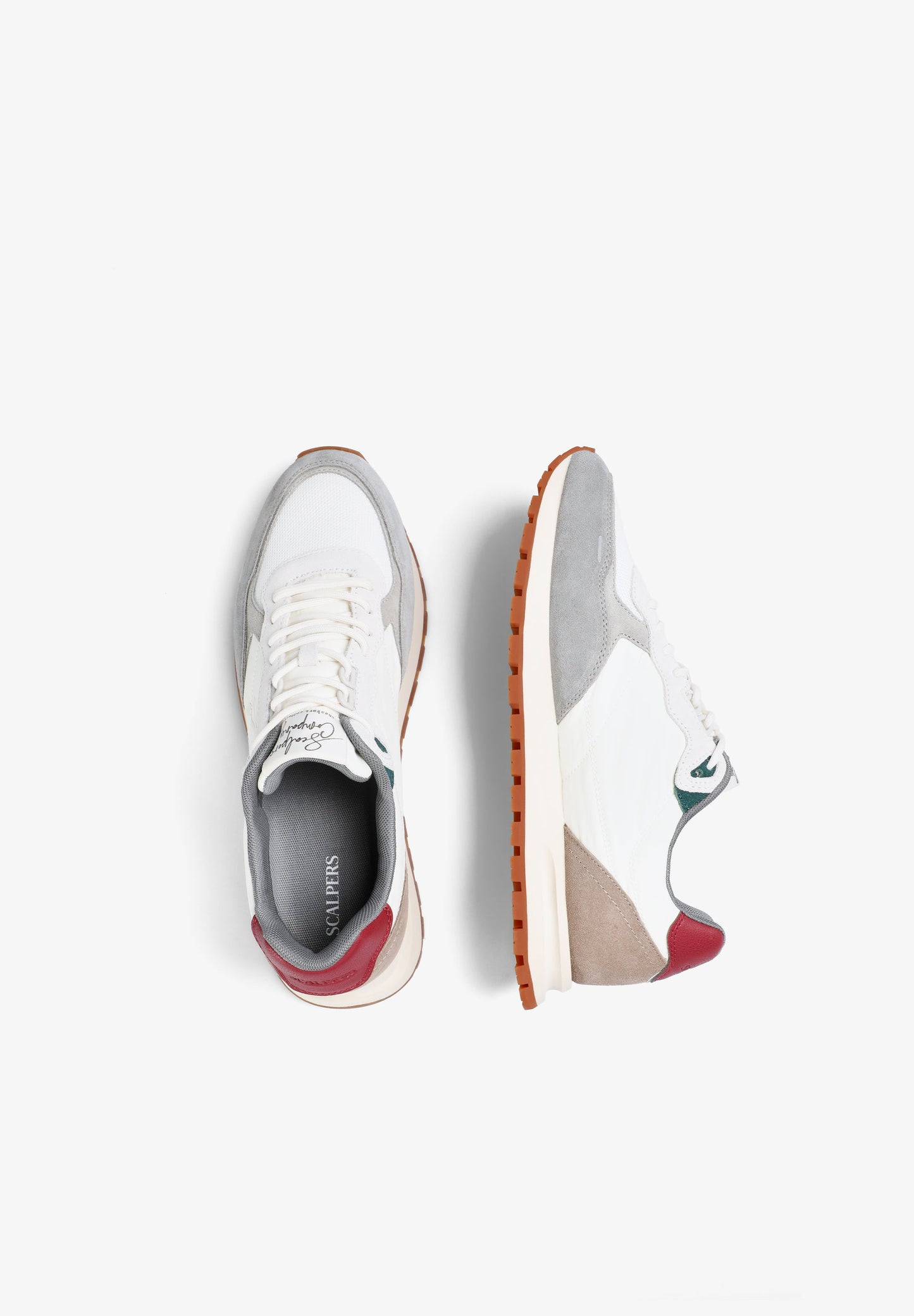 SAPATILHAS COM SKULL LATERAL