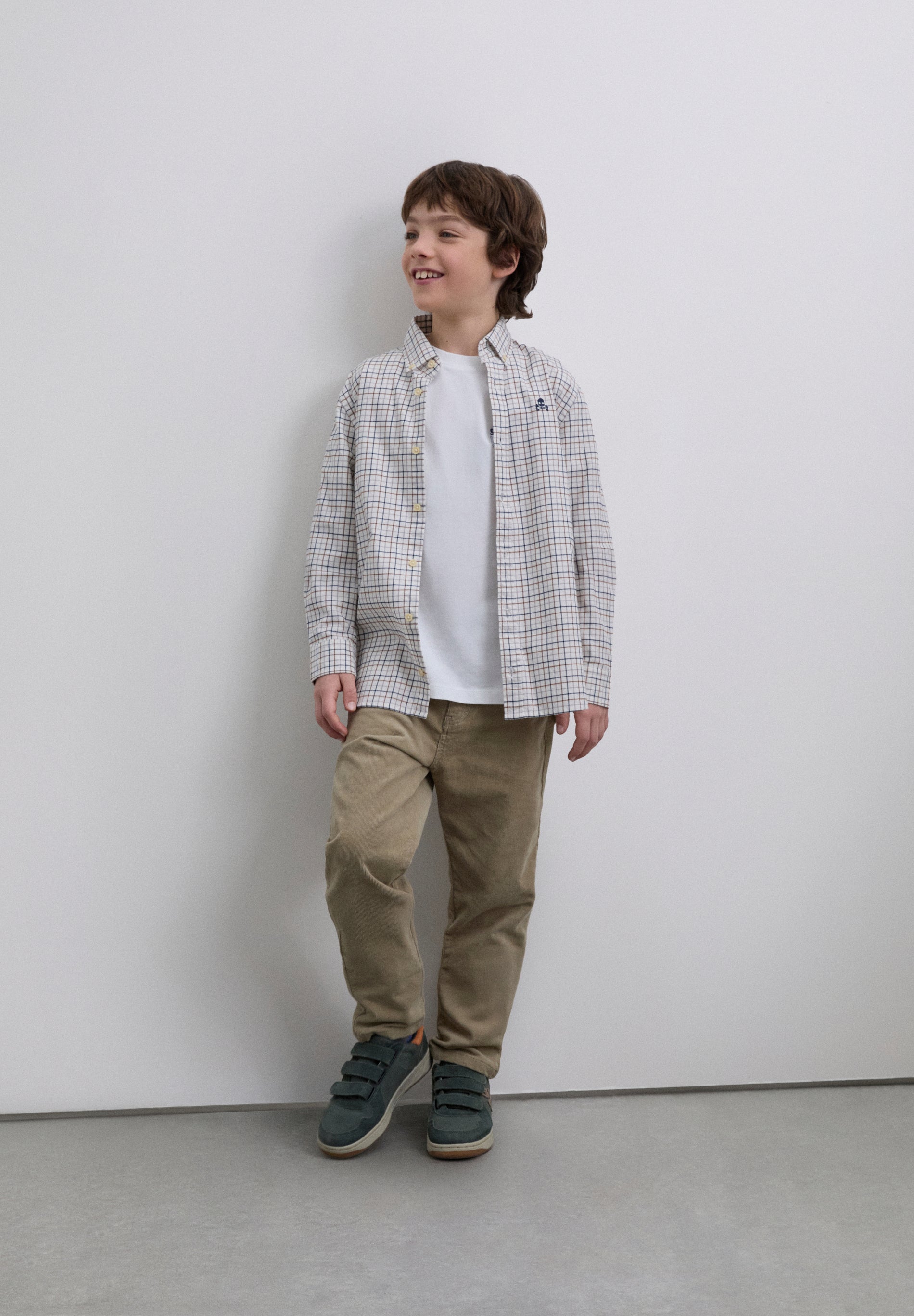 CAMISA A QUADROS BORDADA