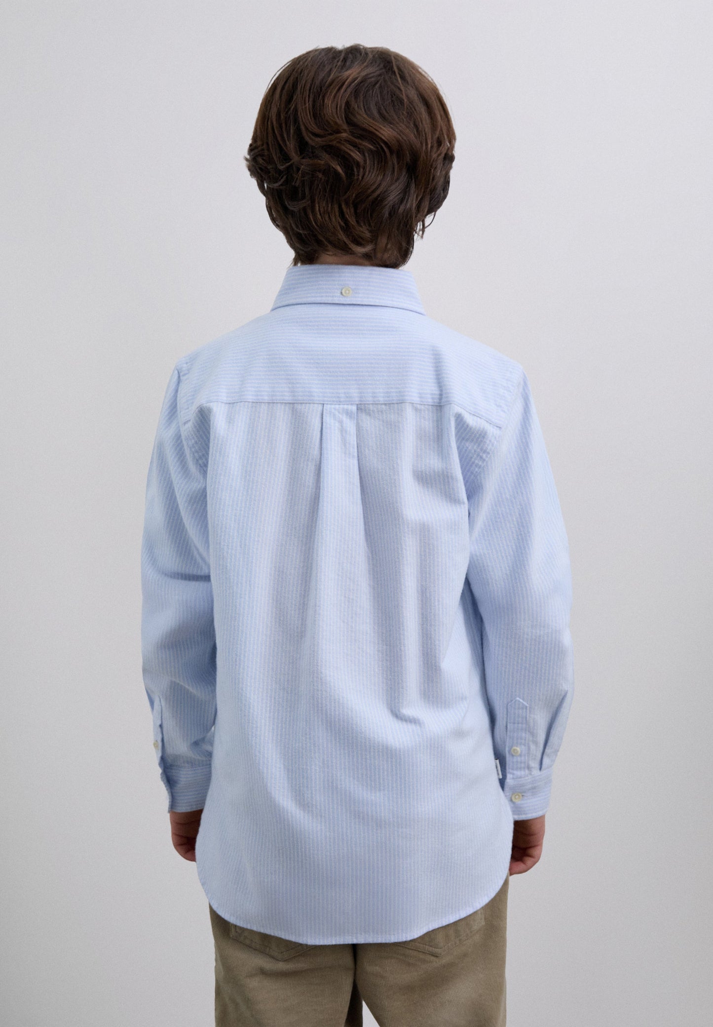 CAMISA OXFORD COM LOGÓTIPO