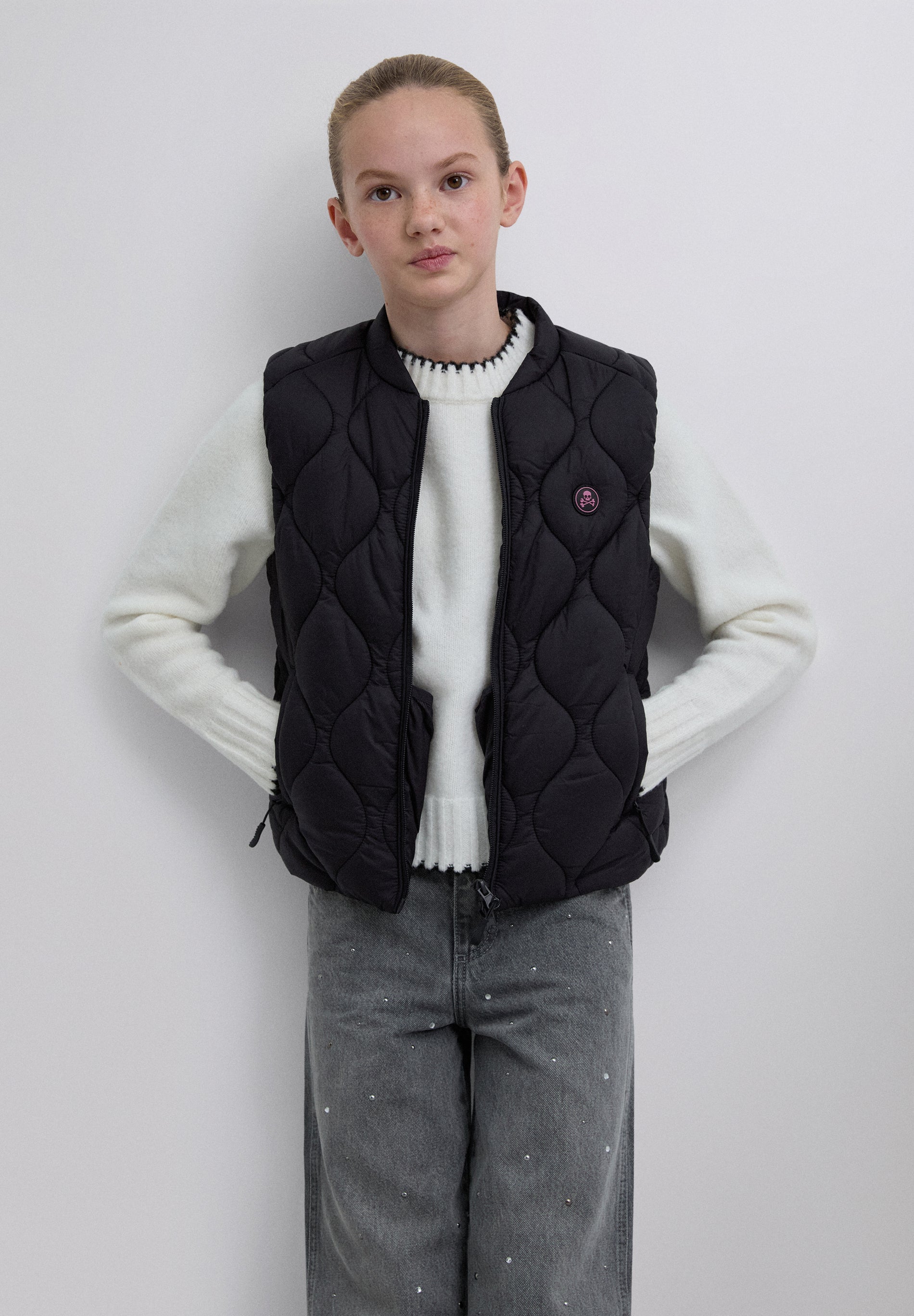 COLETE ACOLCHOADO COM SKULL