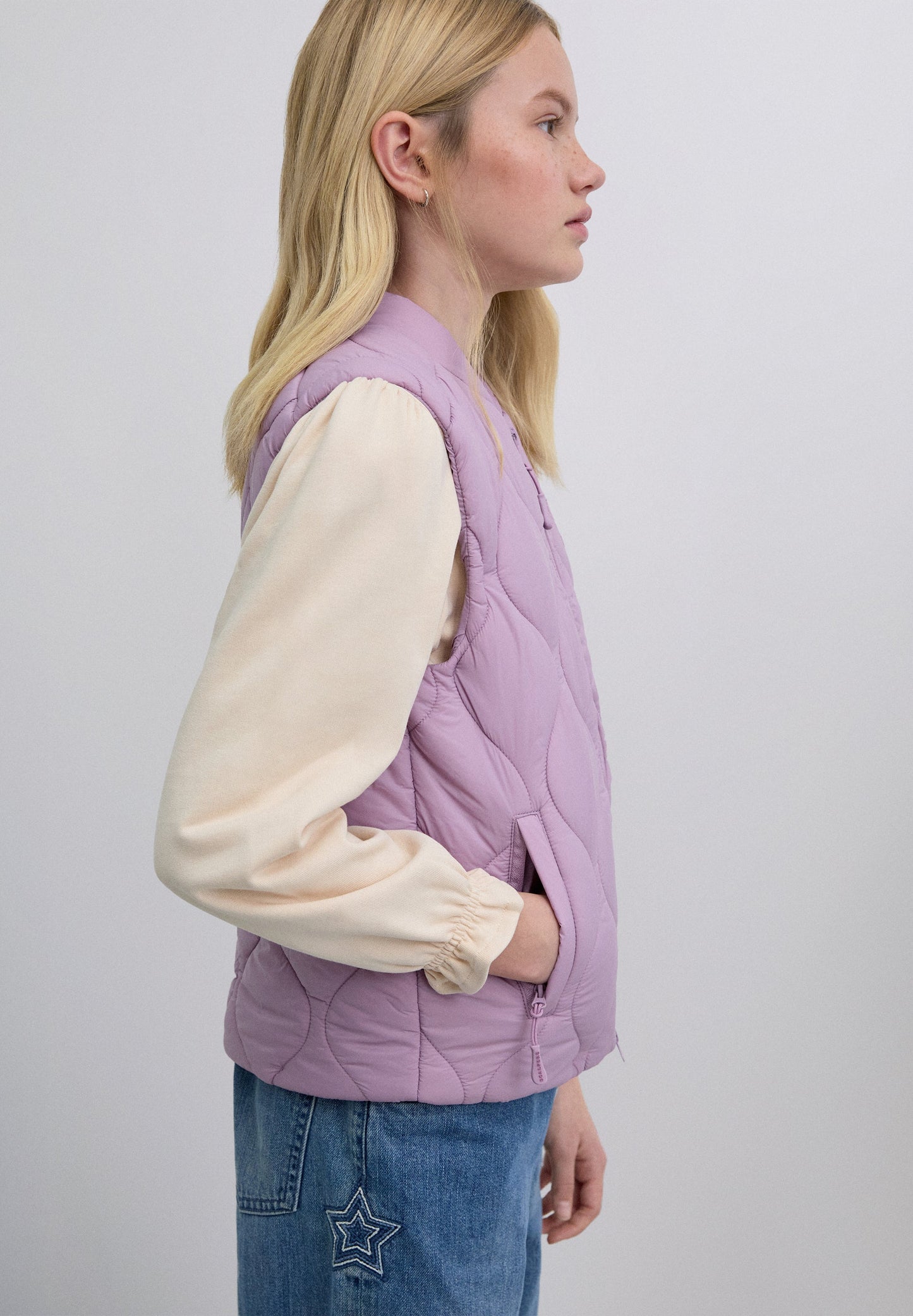 COLETE ACOLCHOADO COM SKULL