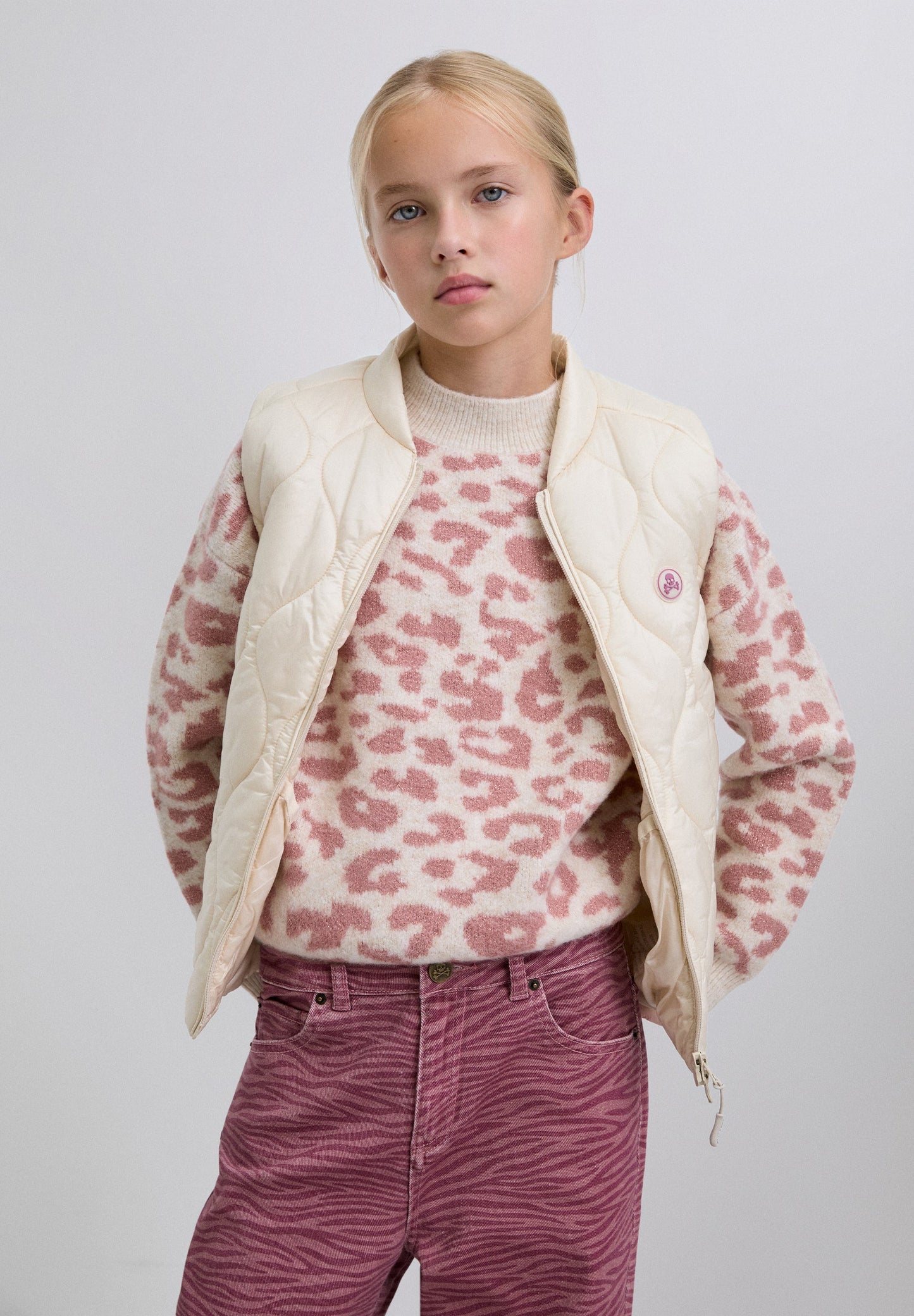 COLETE ACOLCHOADO COM SKULL