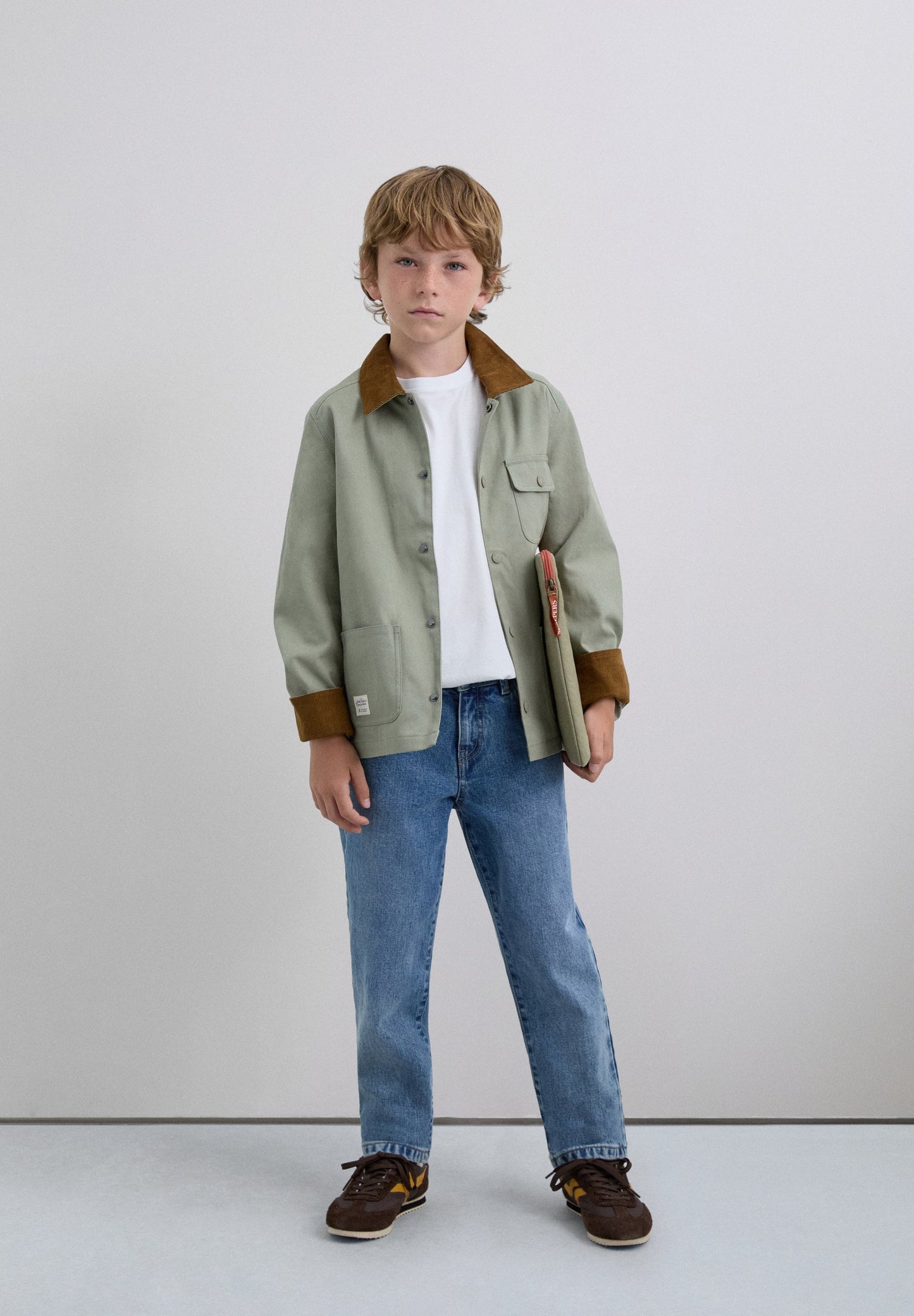 CARDIGAN COM GOLA CAMISEIRO