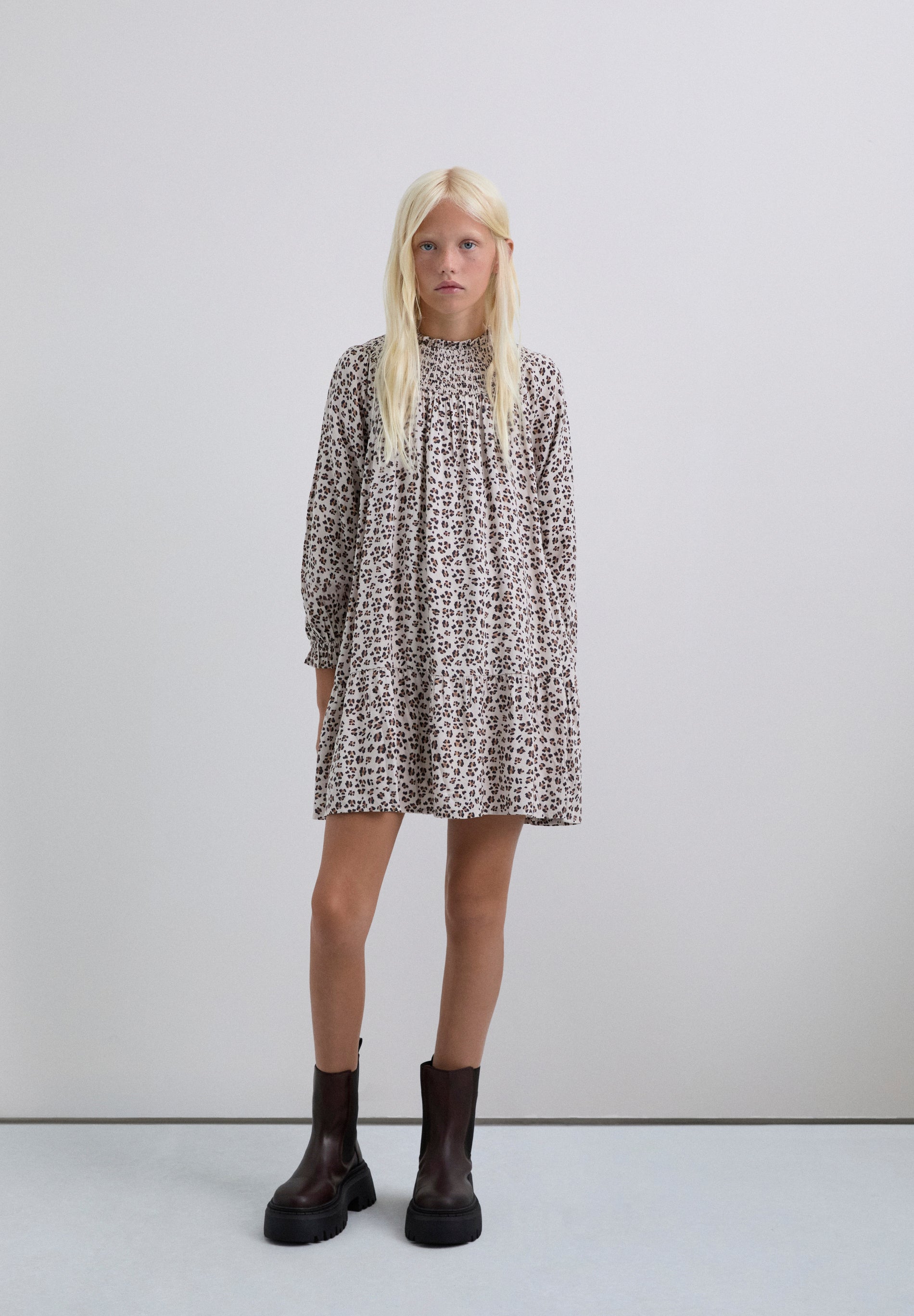 VESTIDO PADRÃO ESTAMPADO ANIMAL