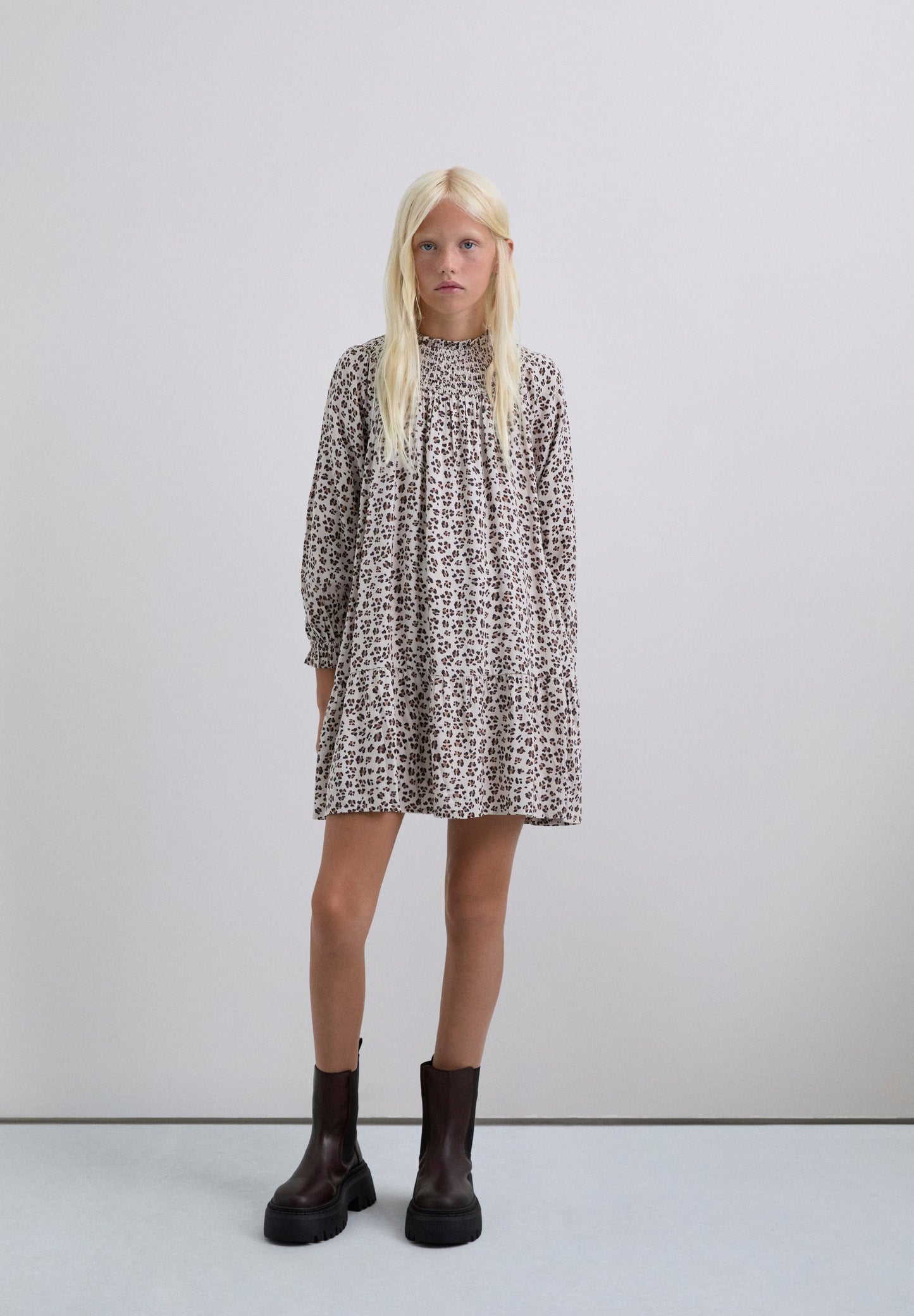 VESTIDO PADRÃO ESTAMPADO ANIMAL