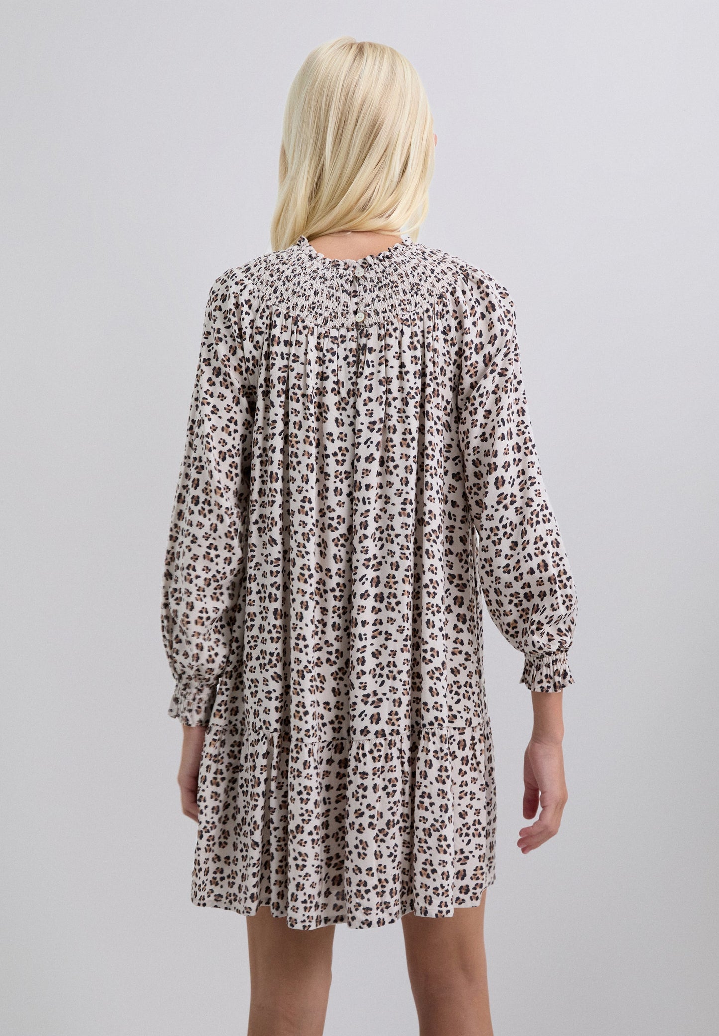 VESTIDO PADRÃO ESTAMPADO ANIMAL