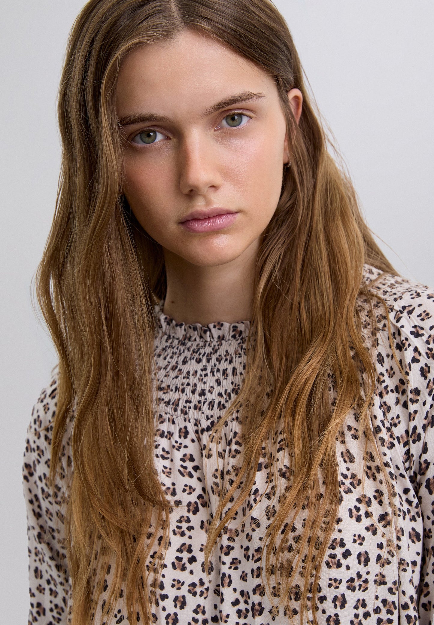 VESTIDO PADRÃO ESTAMPADO ANIMAL